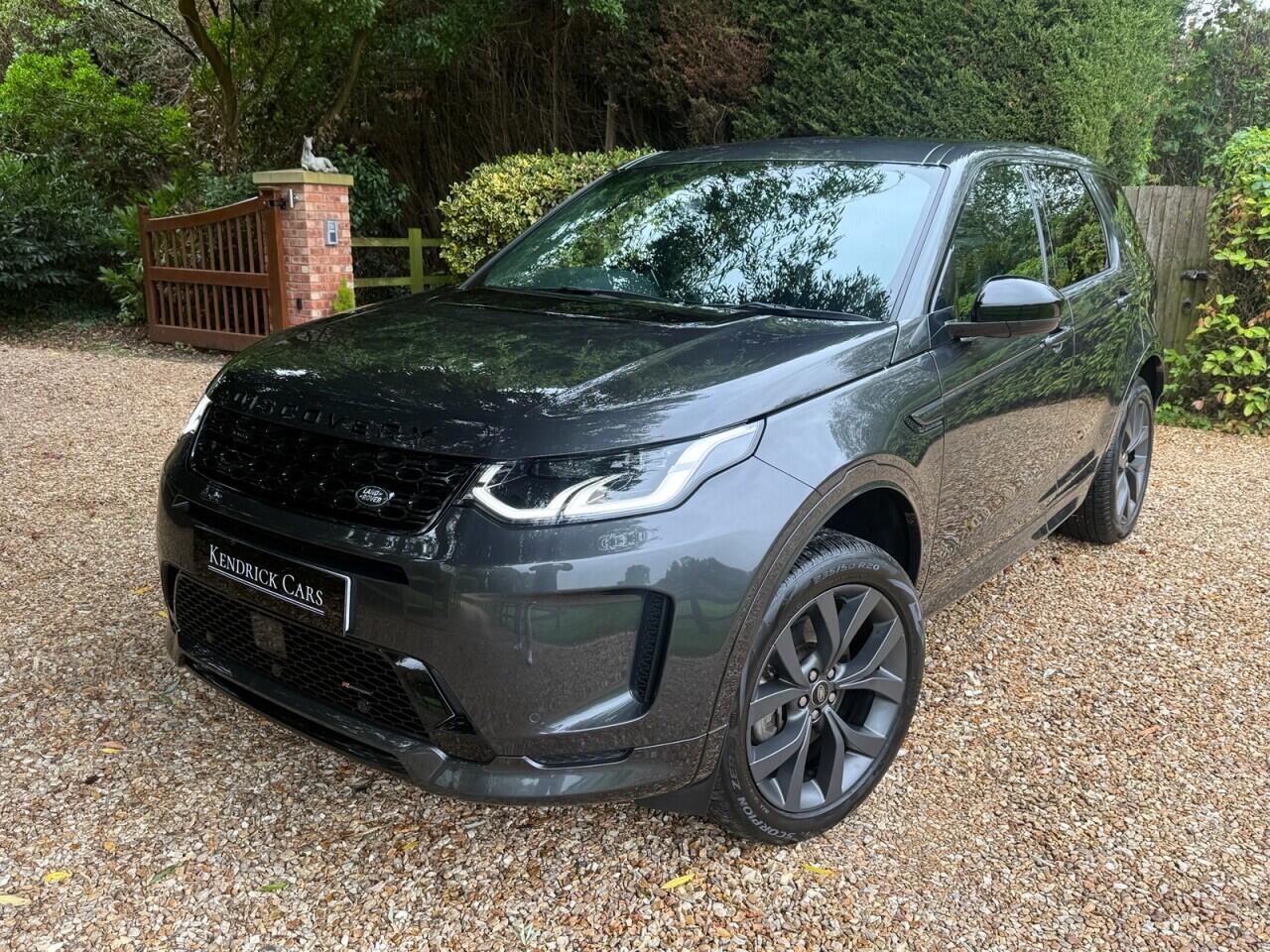 Land Rover Discovery Sport view 31