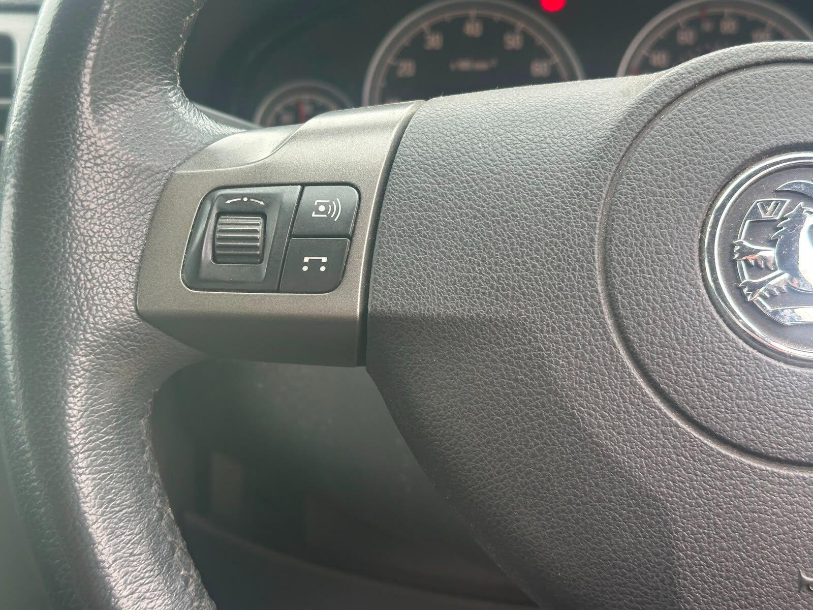 Vauxhall Vectra view 16