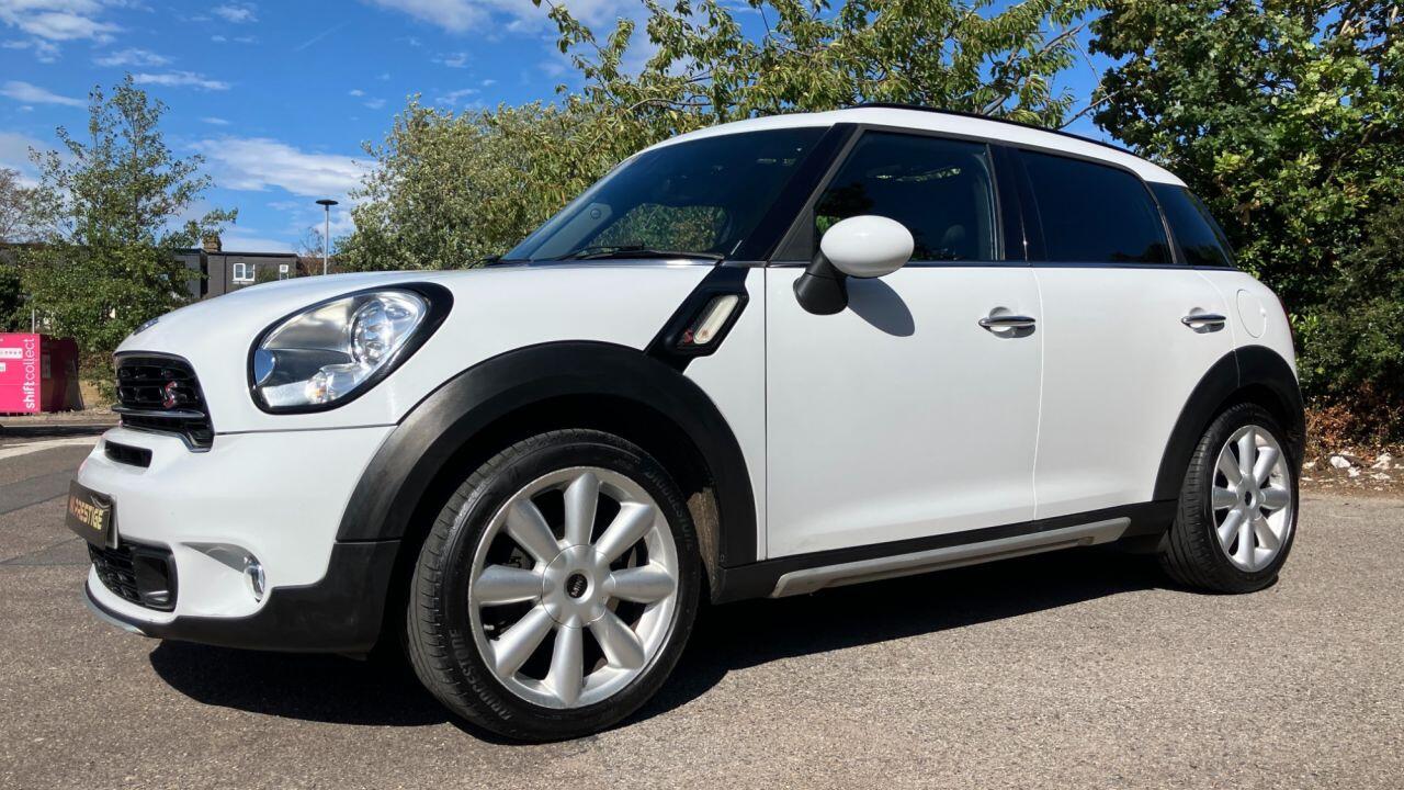 Mini Countryman view 8