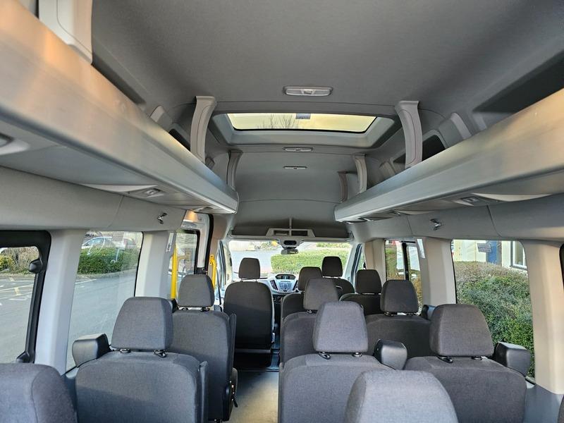 2018 Ford Transit 2.2 TDCi 460 HDT Trend Minibus 5dr Diesel Manual L4 H3 (18 seats) (196 g/km, 123 bhp) • 9,875 miles image 20
