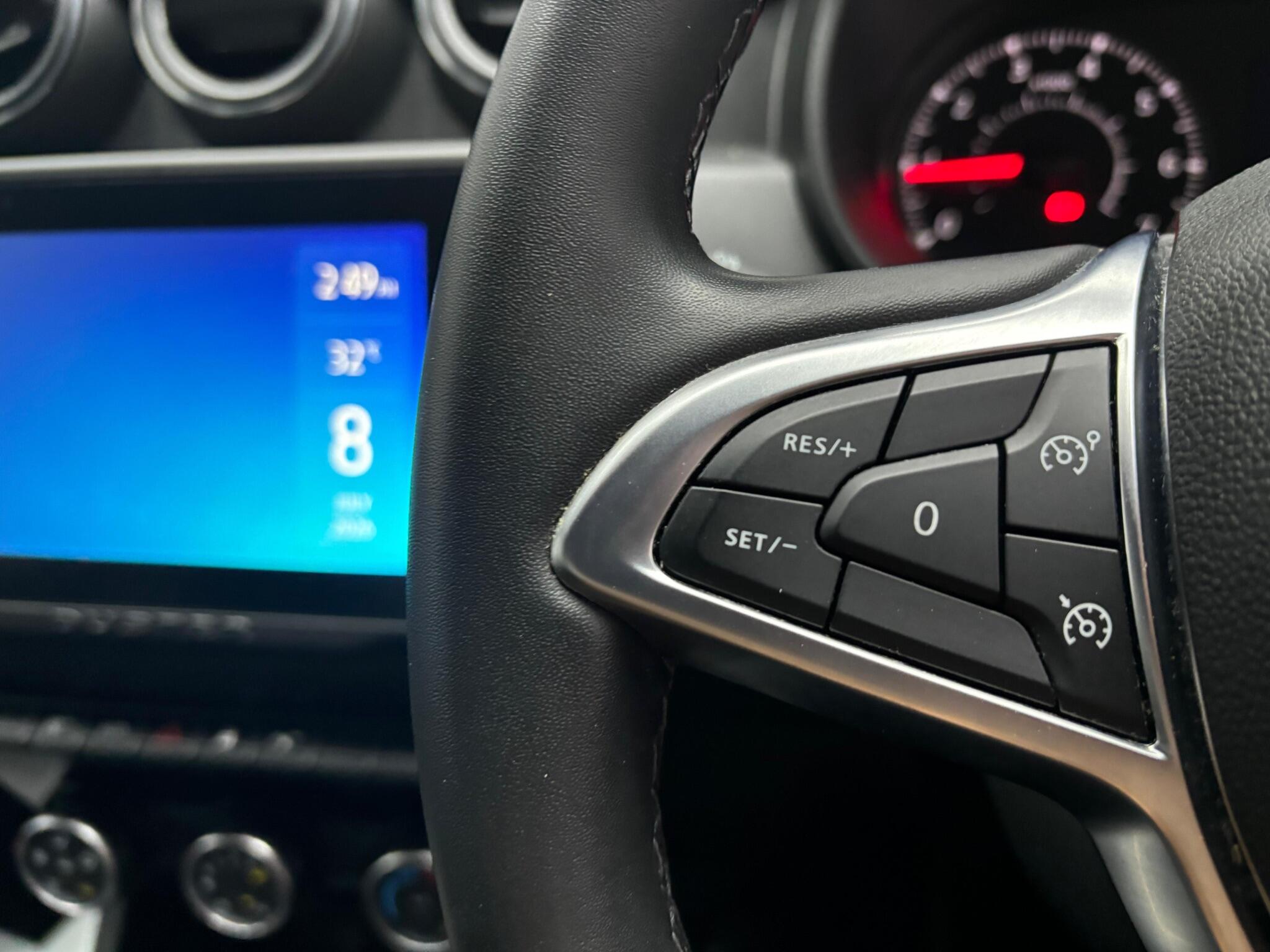 Dacia Duster view 13