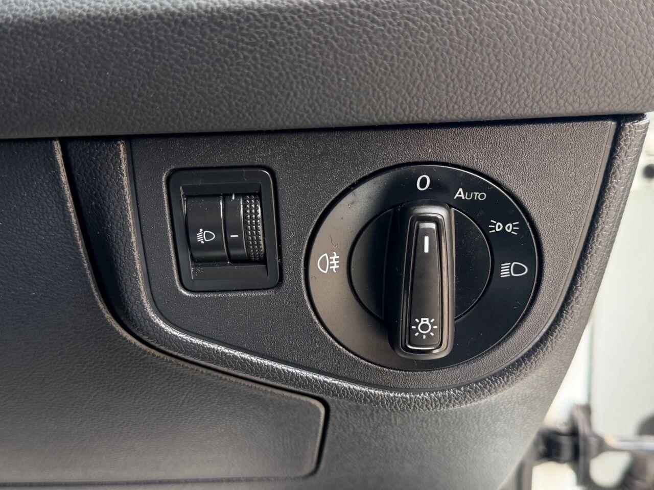 Volkswagen Polo view 27