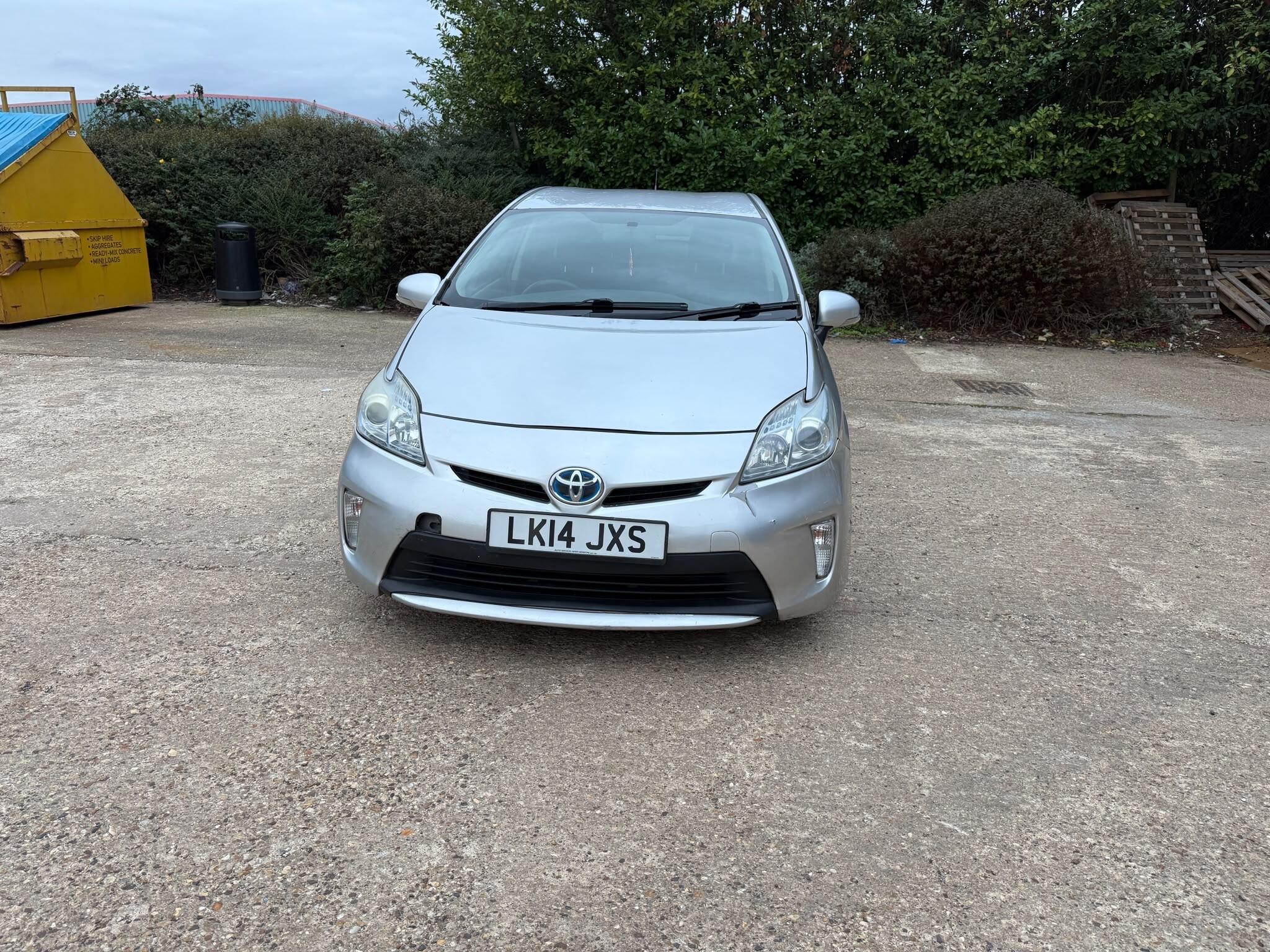Toyota Prius view 2
