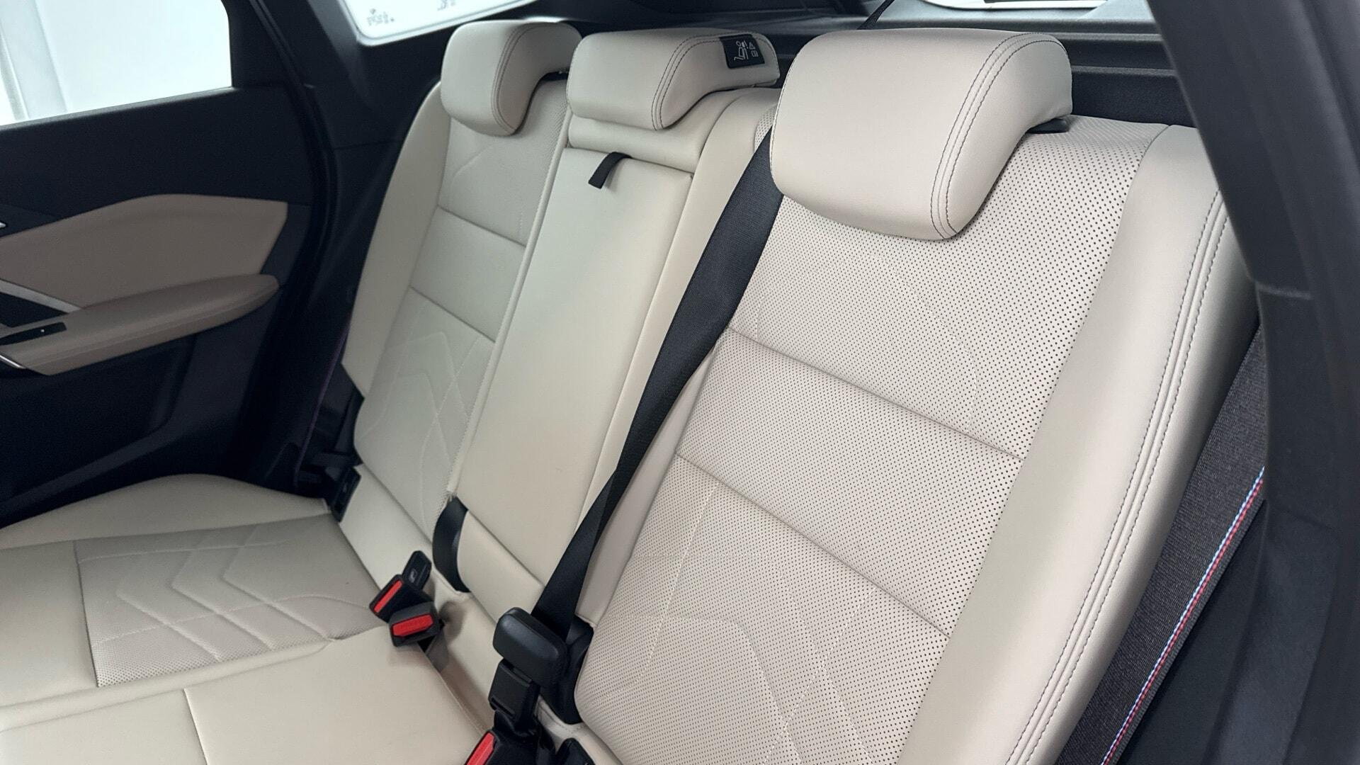 BMW X1 view 12