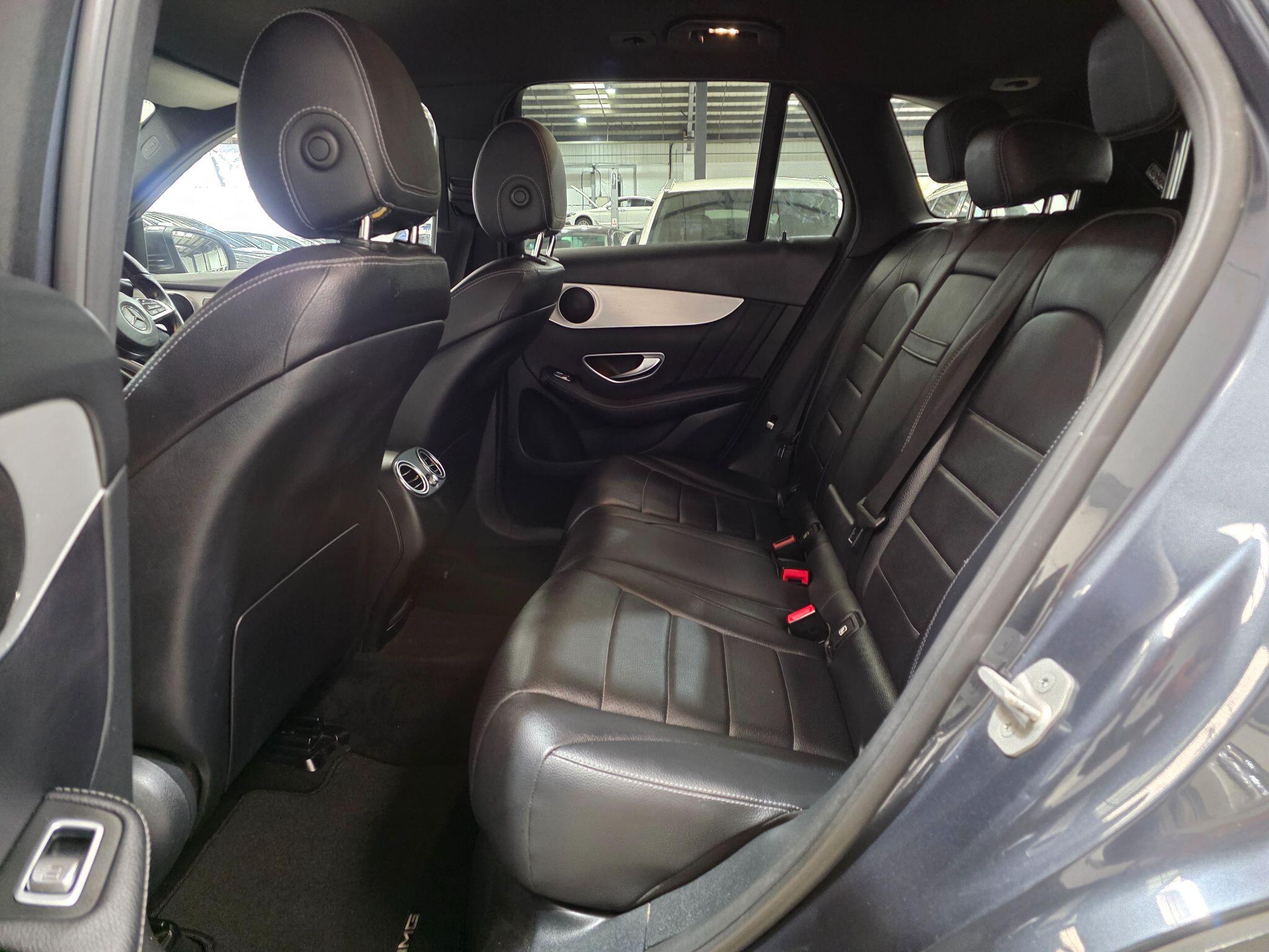 Mercedes-Benz GLC view 25