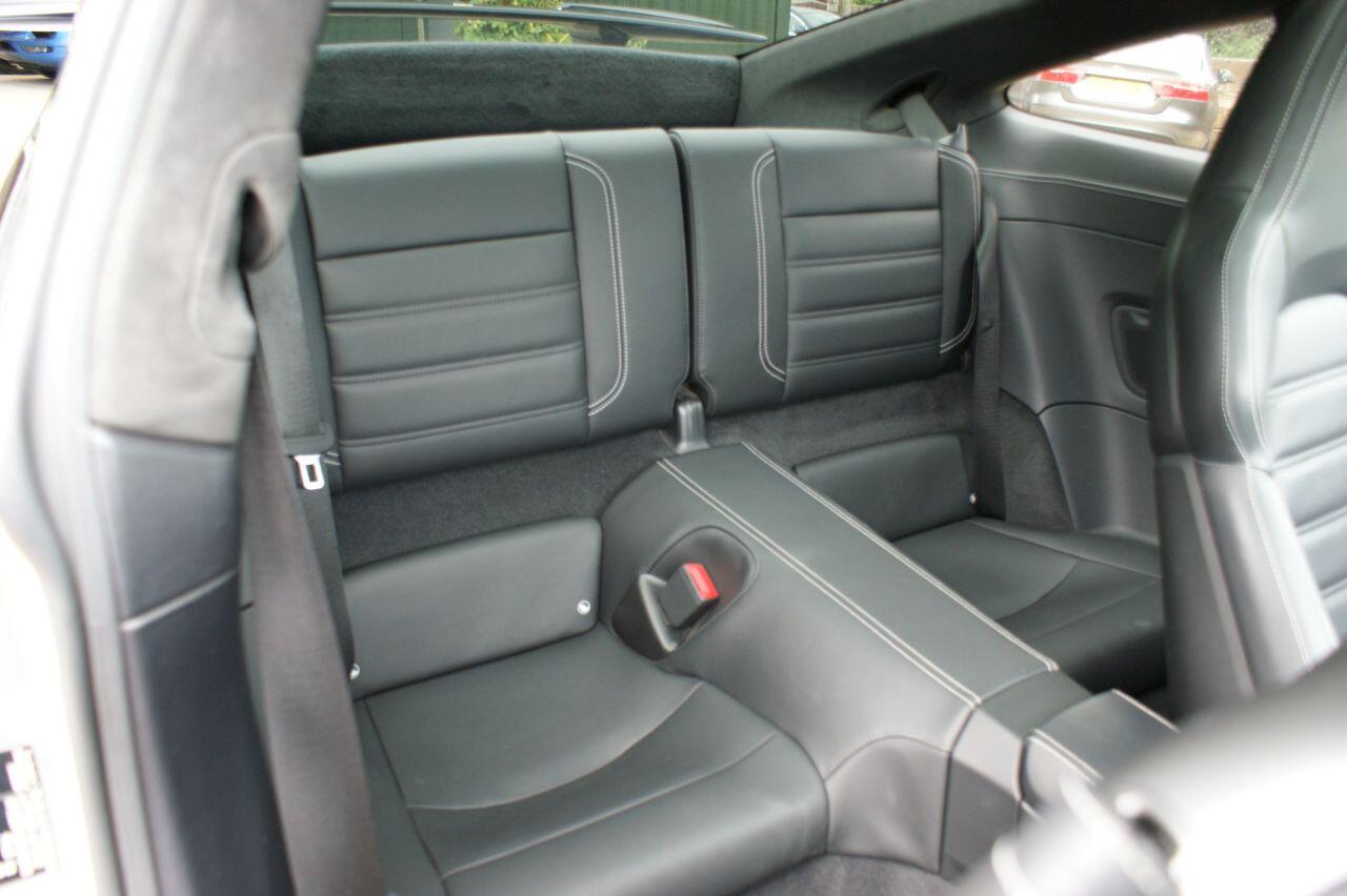 Porsche 911 view 71