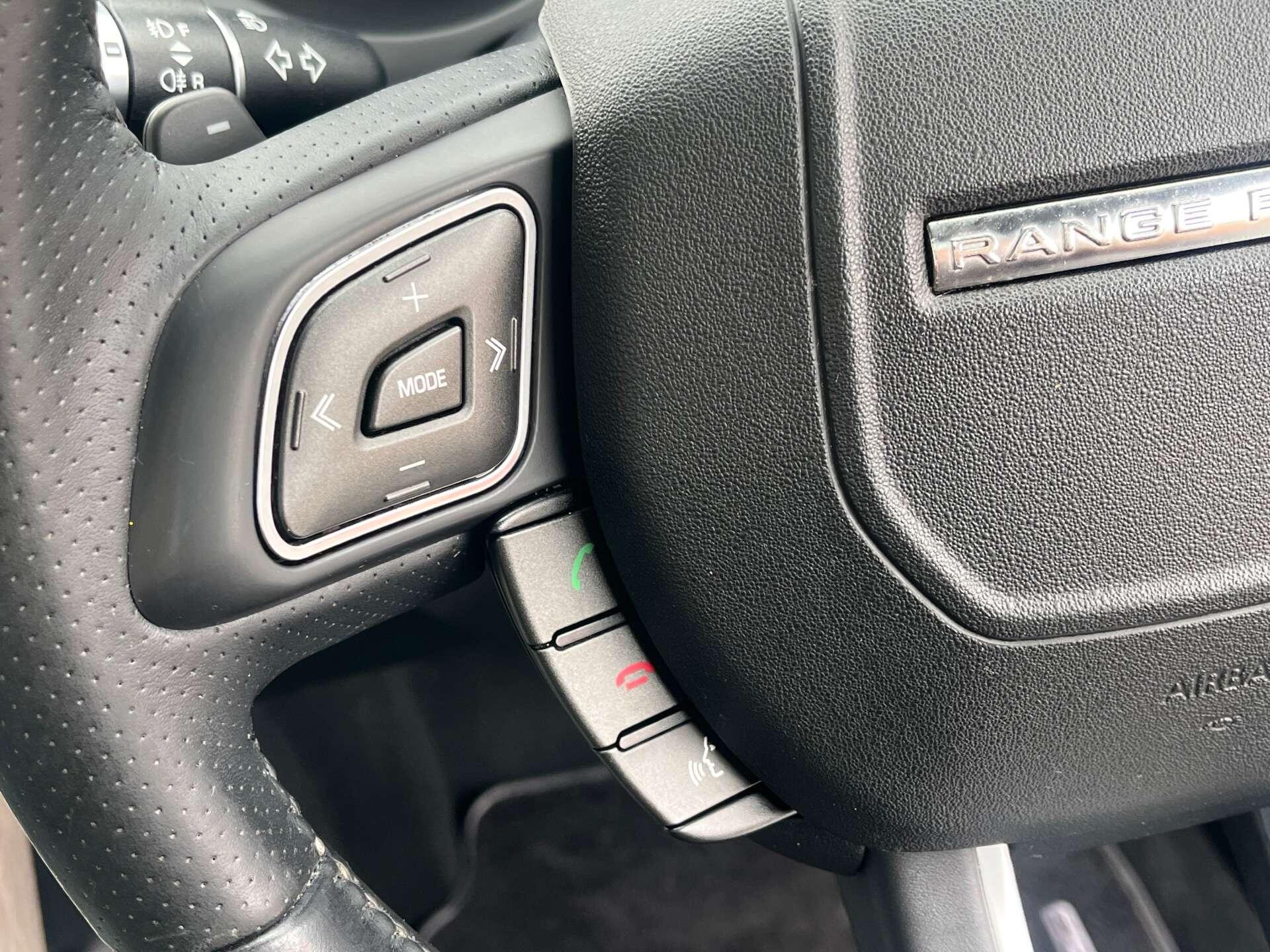 Land Rover Range Rover Evoque view 34