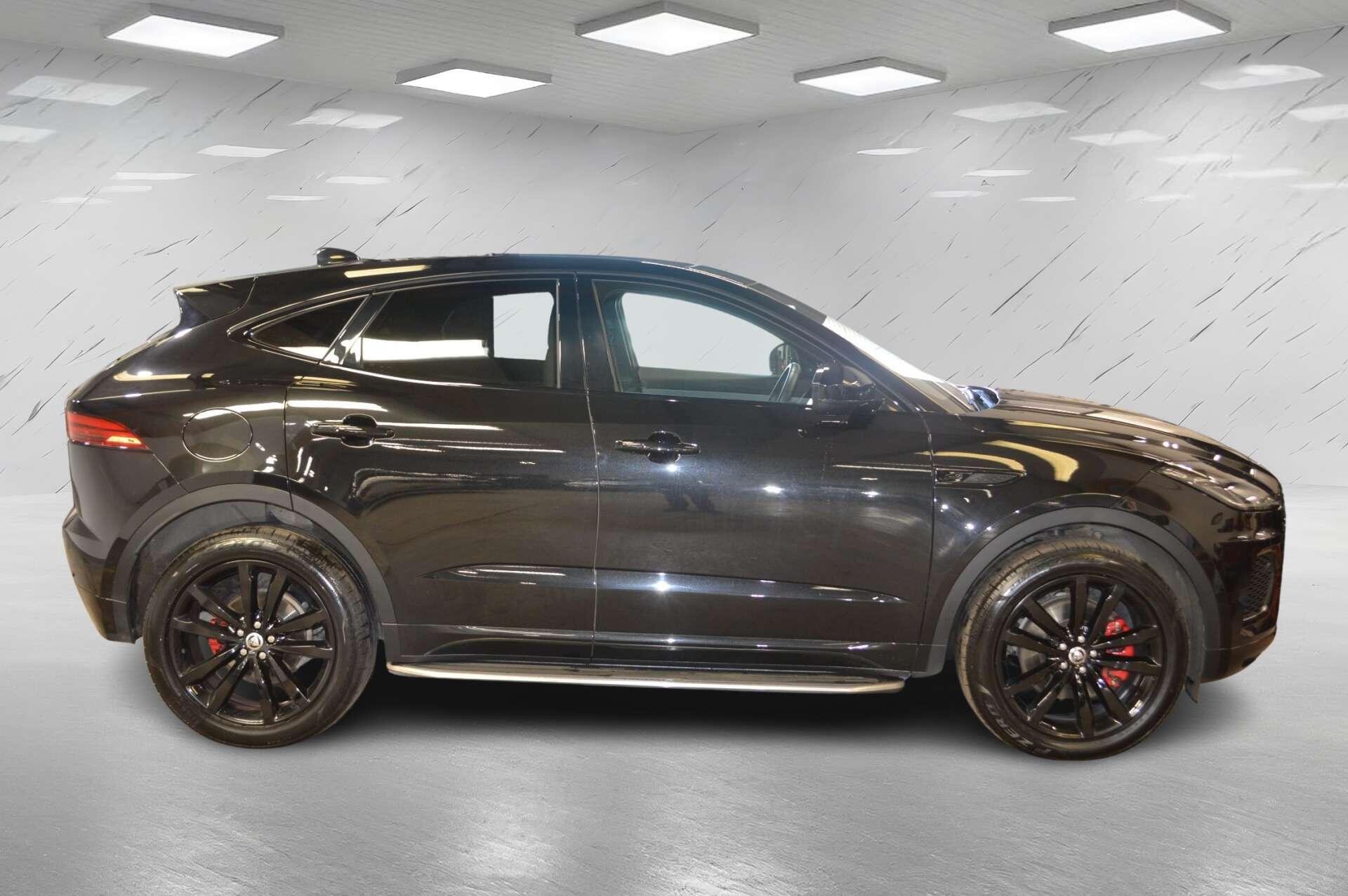 Jaguar E-Pace view 9
