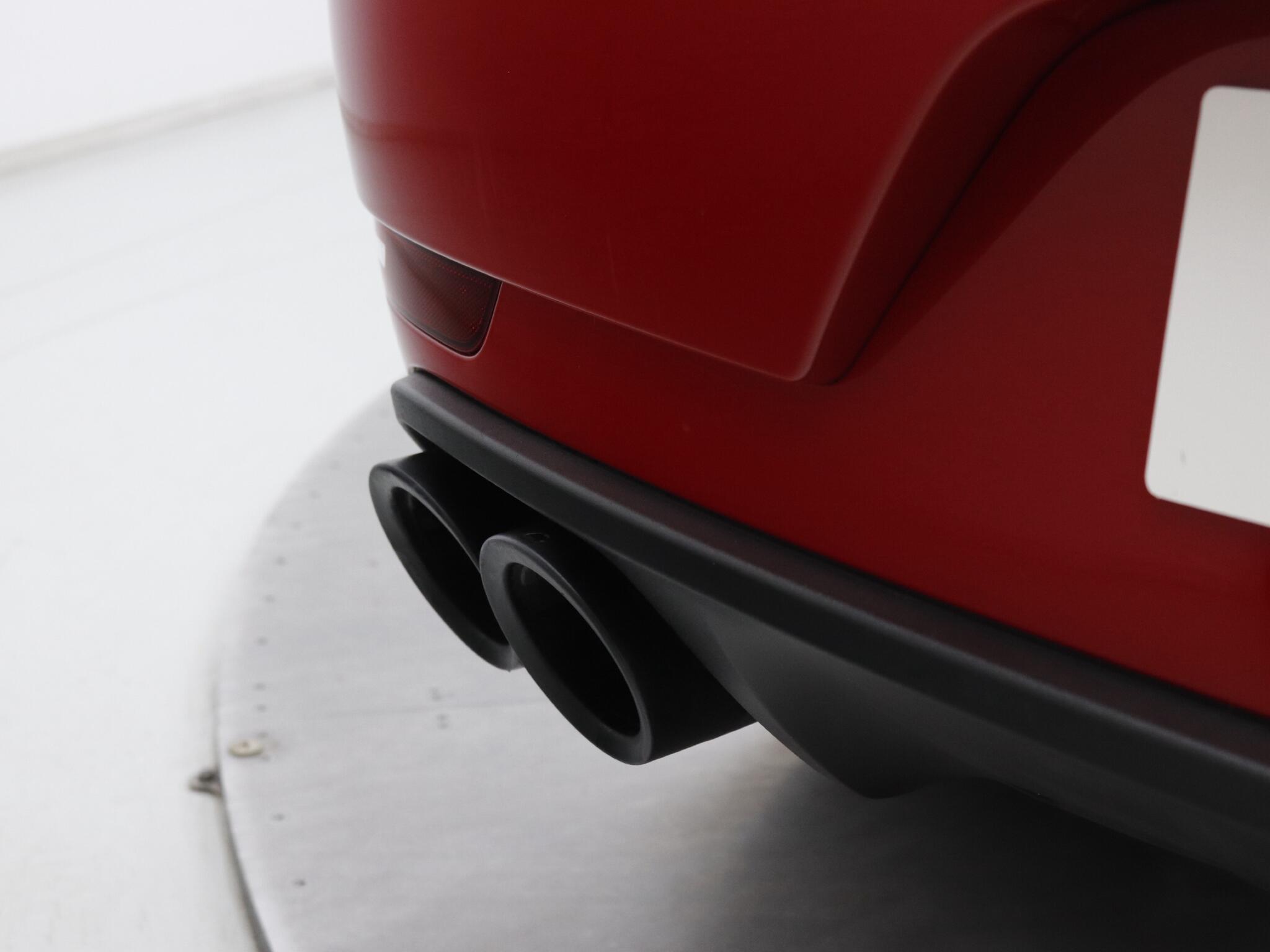 Porsche Macan view 21