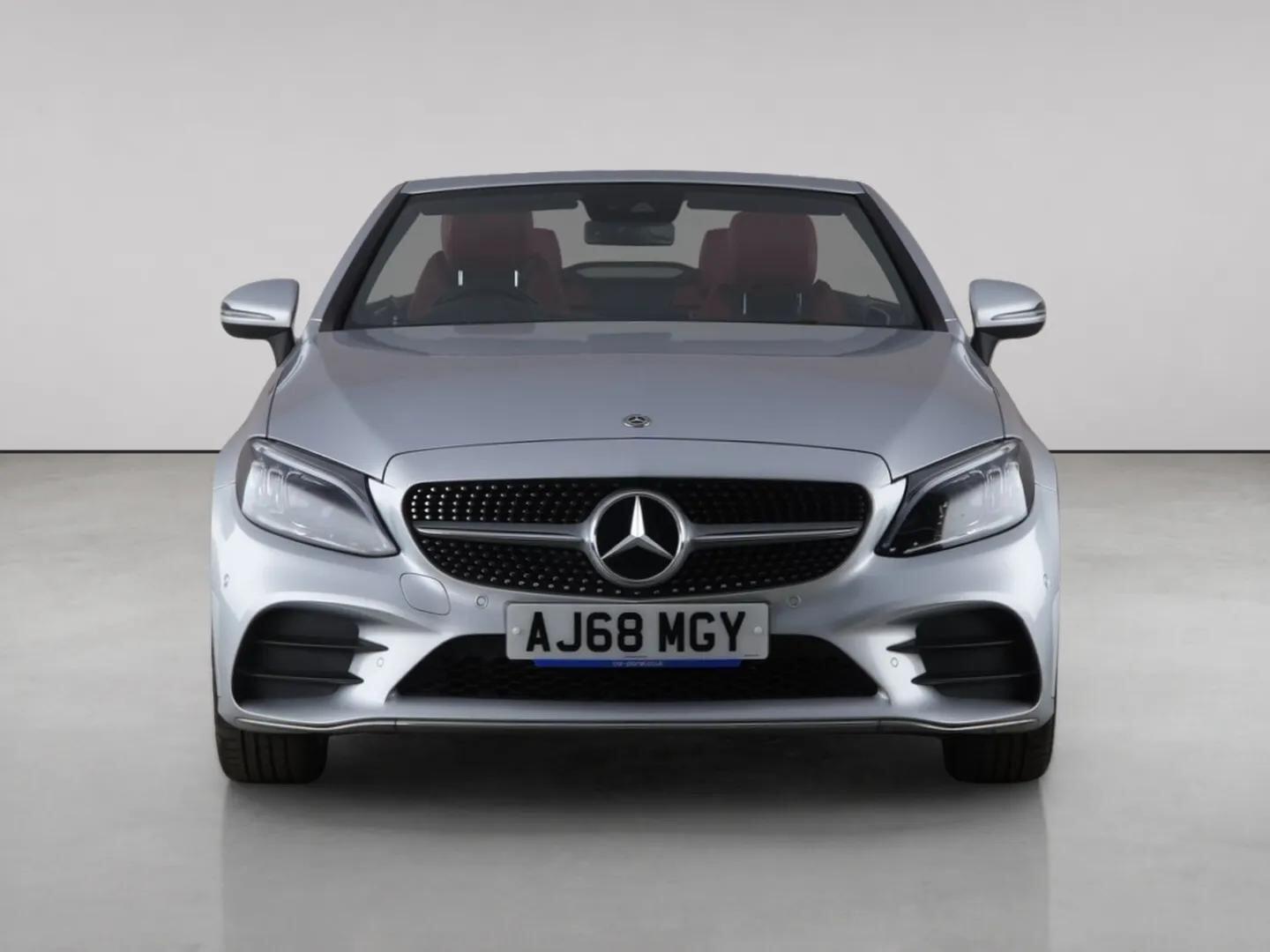 Mercedes-Benz C-Class view 6