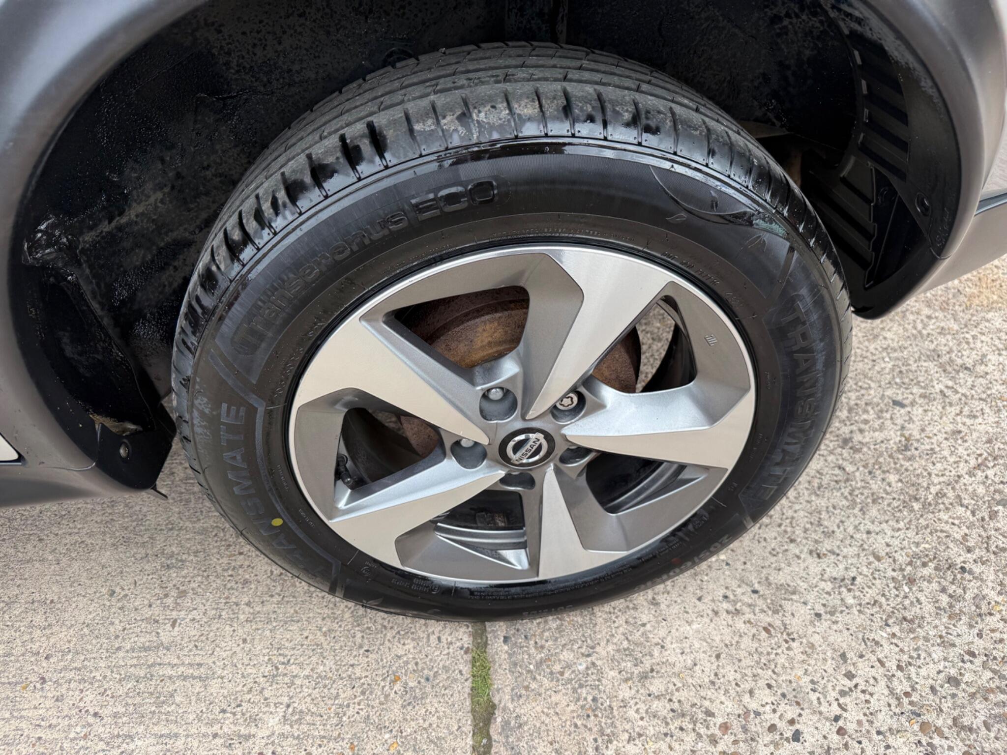 Nissan Juke view 32