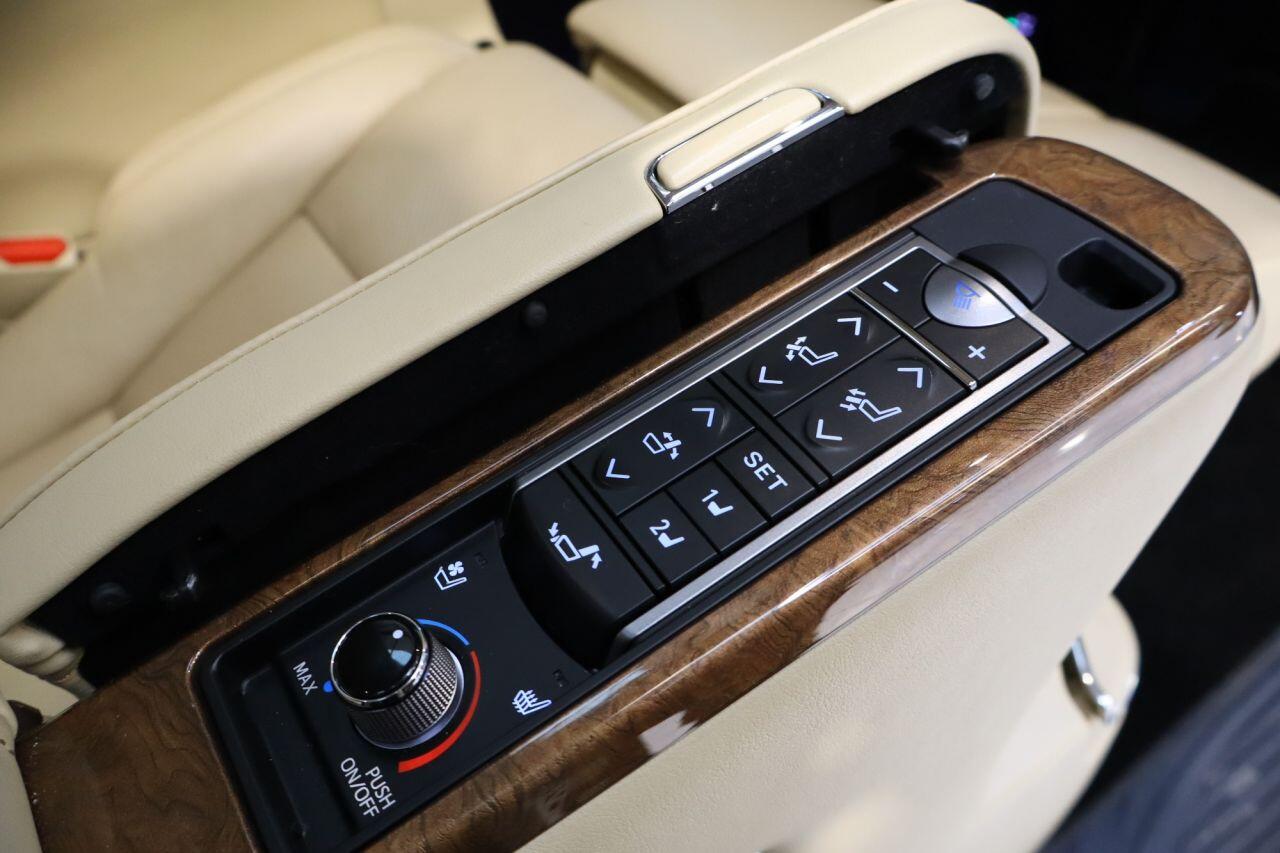 Toyota Alphard view 13