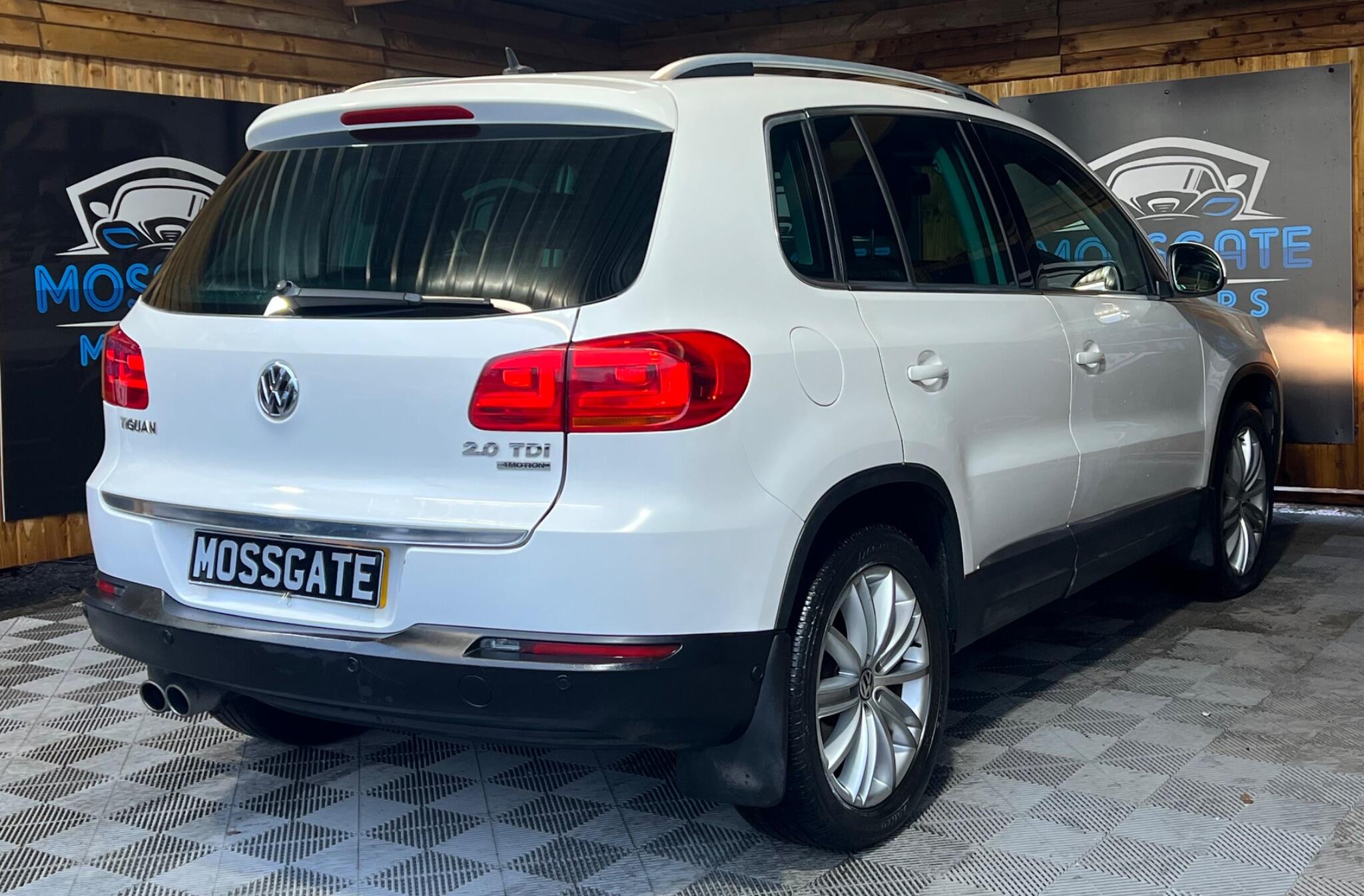 Volkswagen Tiguan view 11