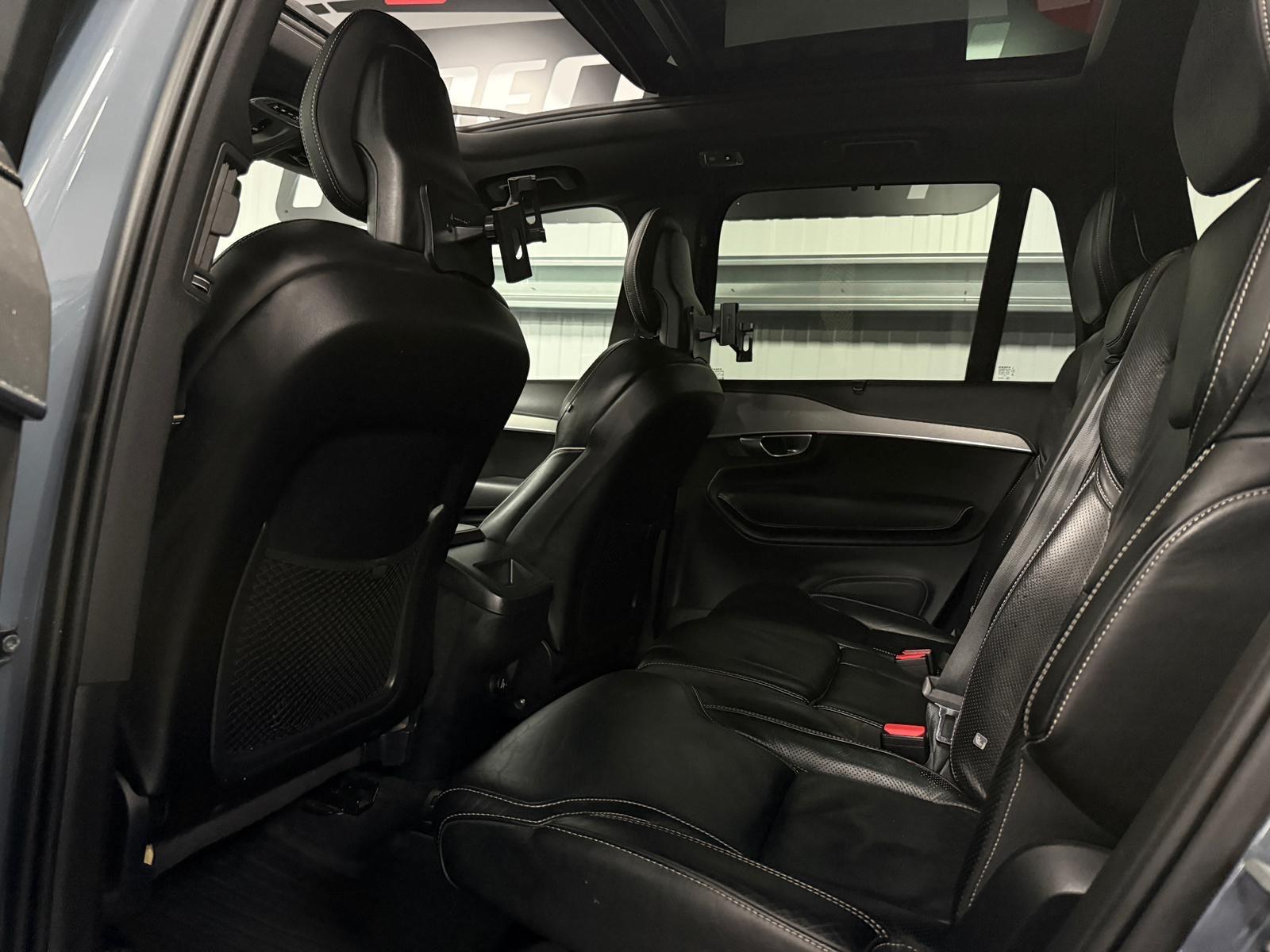 Volvo XC90 view 21