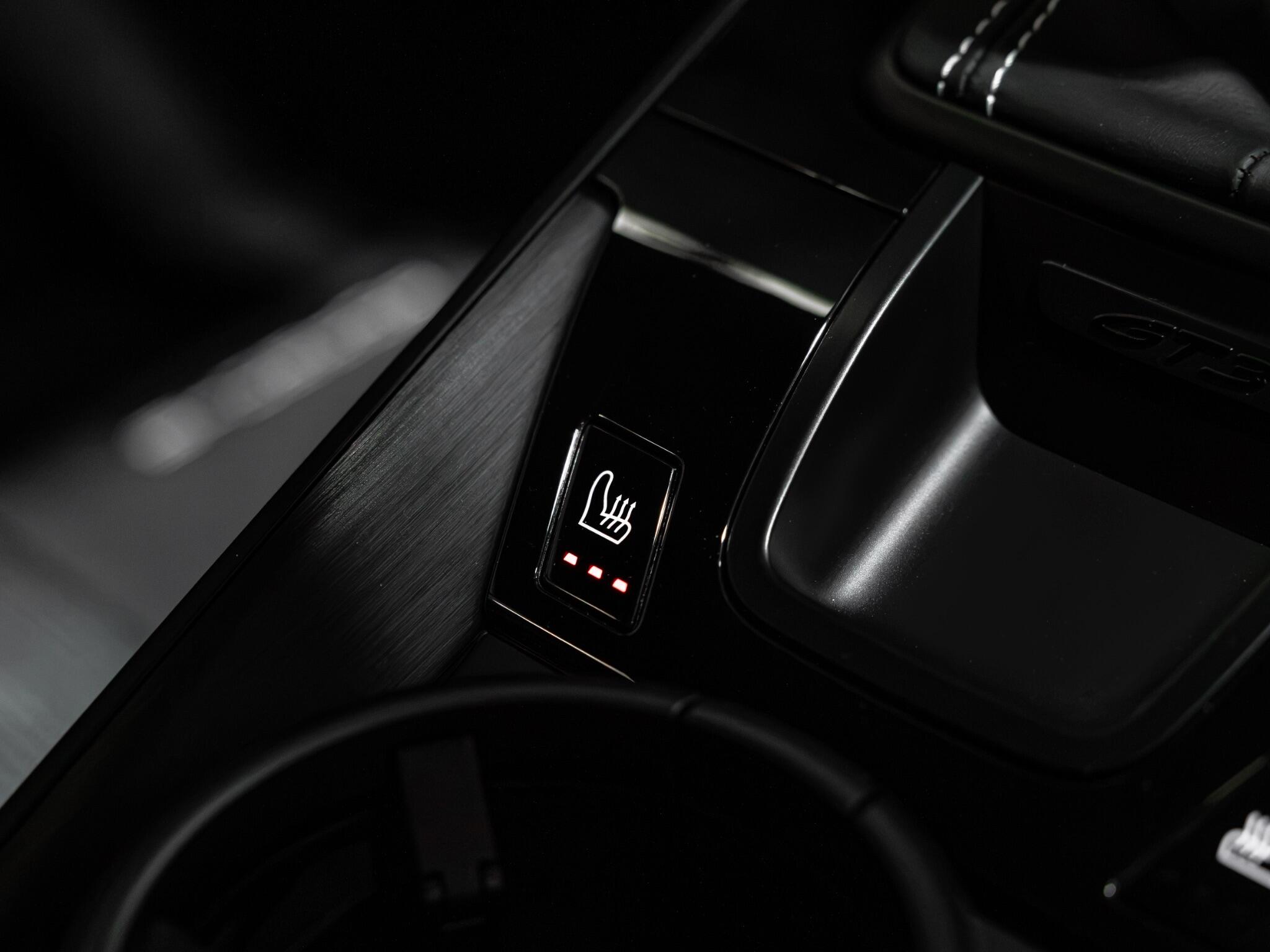 Porsche 911 view 24
