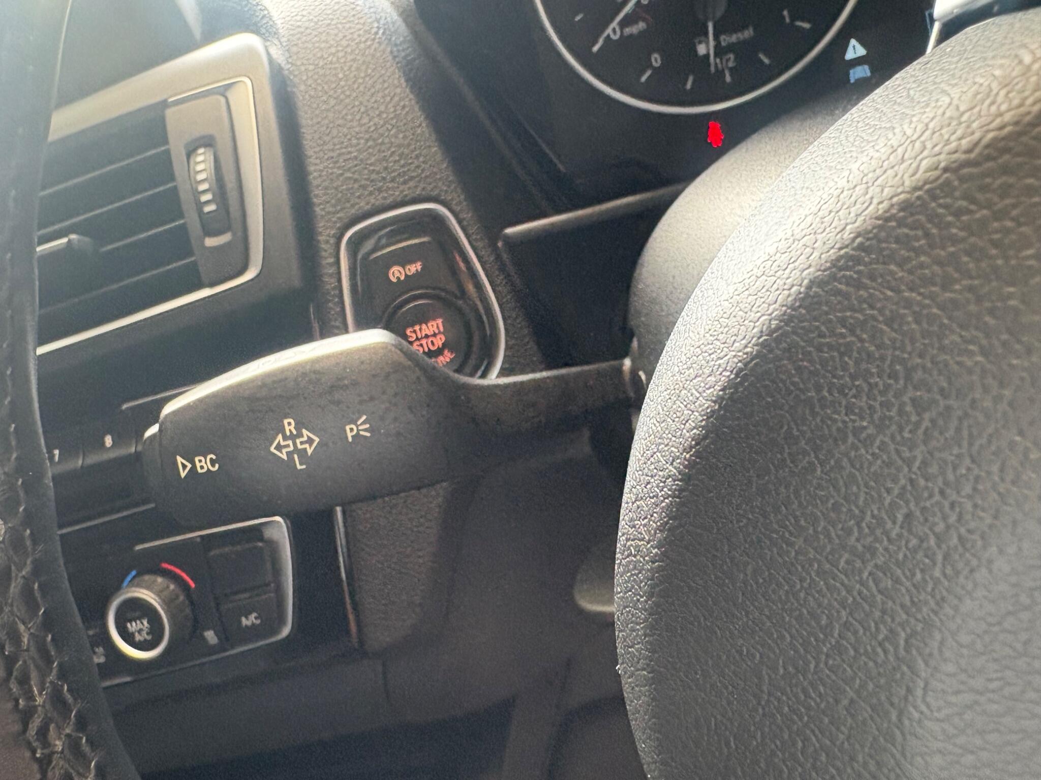 BMW 1 Series view 19
