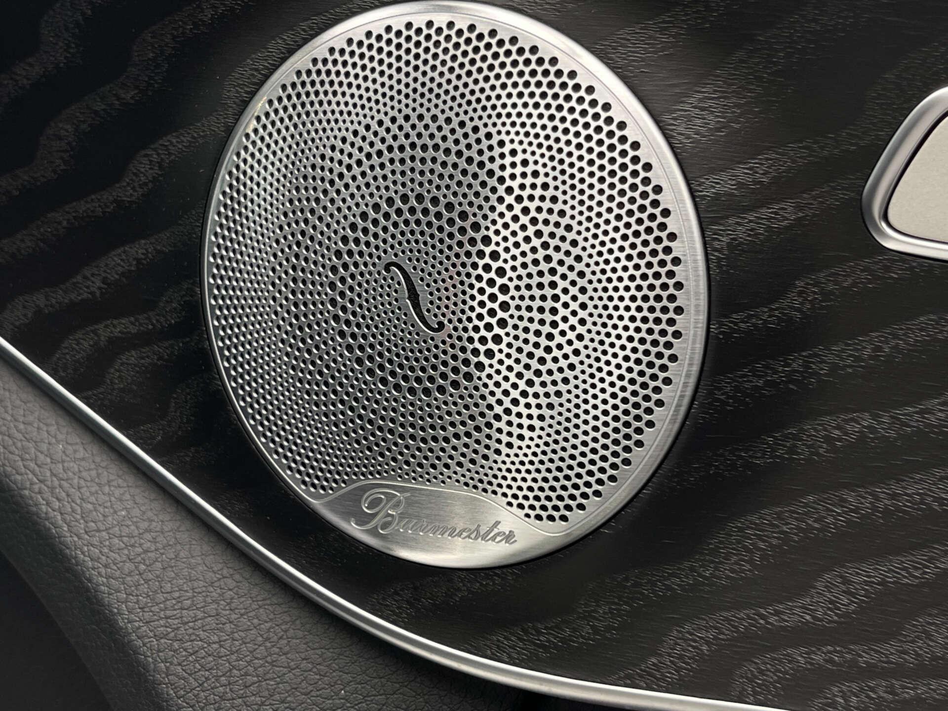 Mercedes-Benz C Class view 19