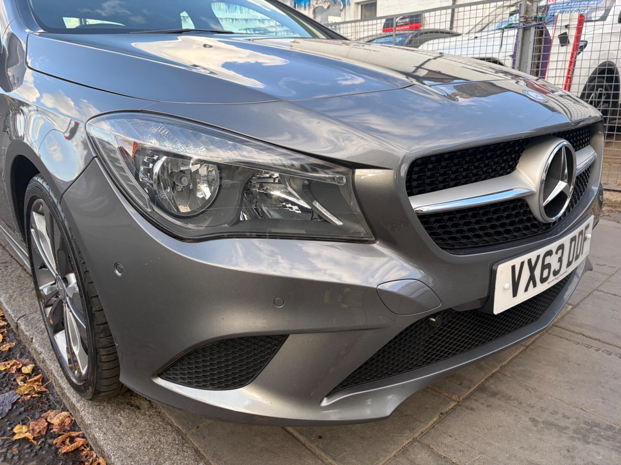 Mercedes-Benz Cla view 15