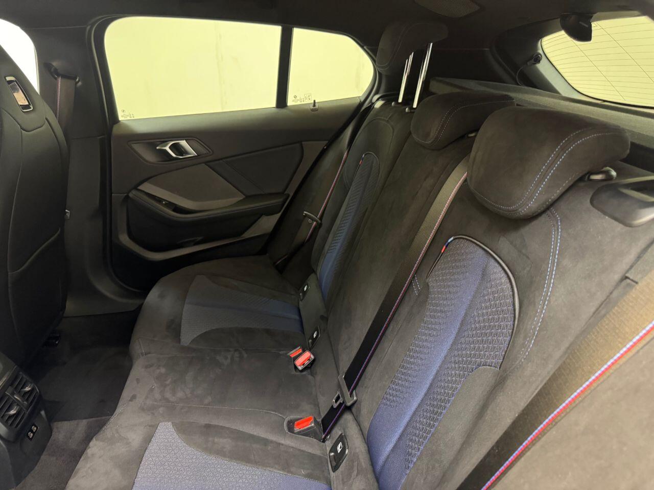 BMW 1 Series view 62