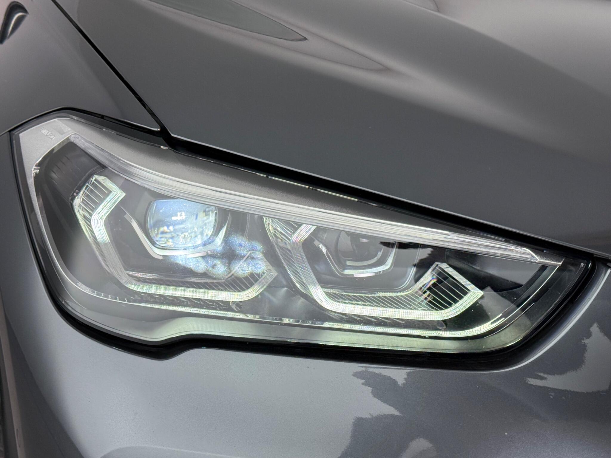 BMW X1 view 10