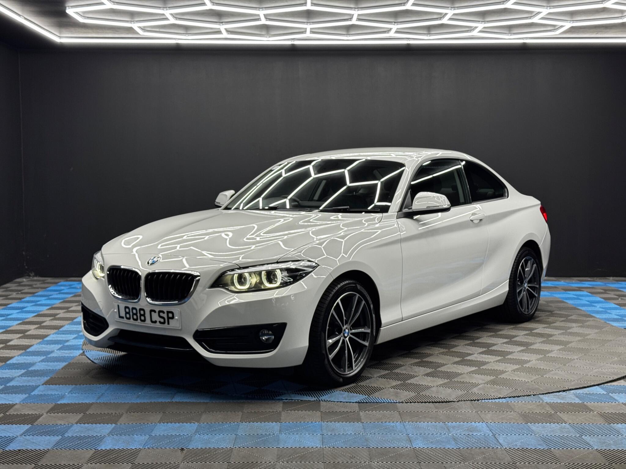 BMW 2 Series view 3