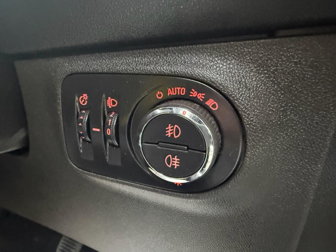 Vauxhall Corsa view 11