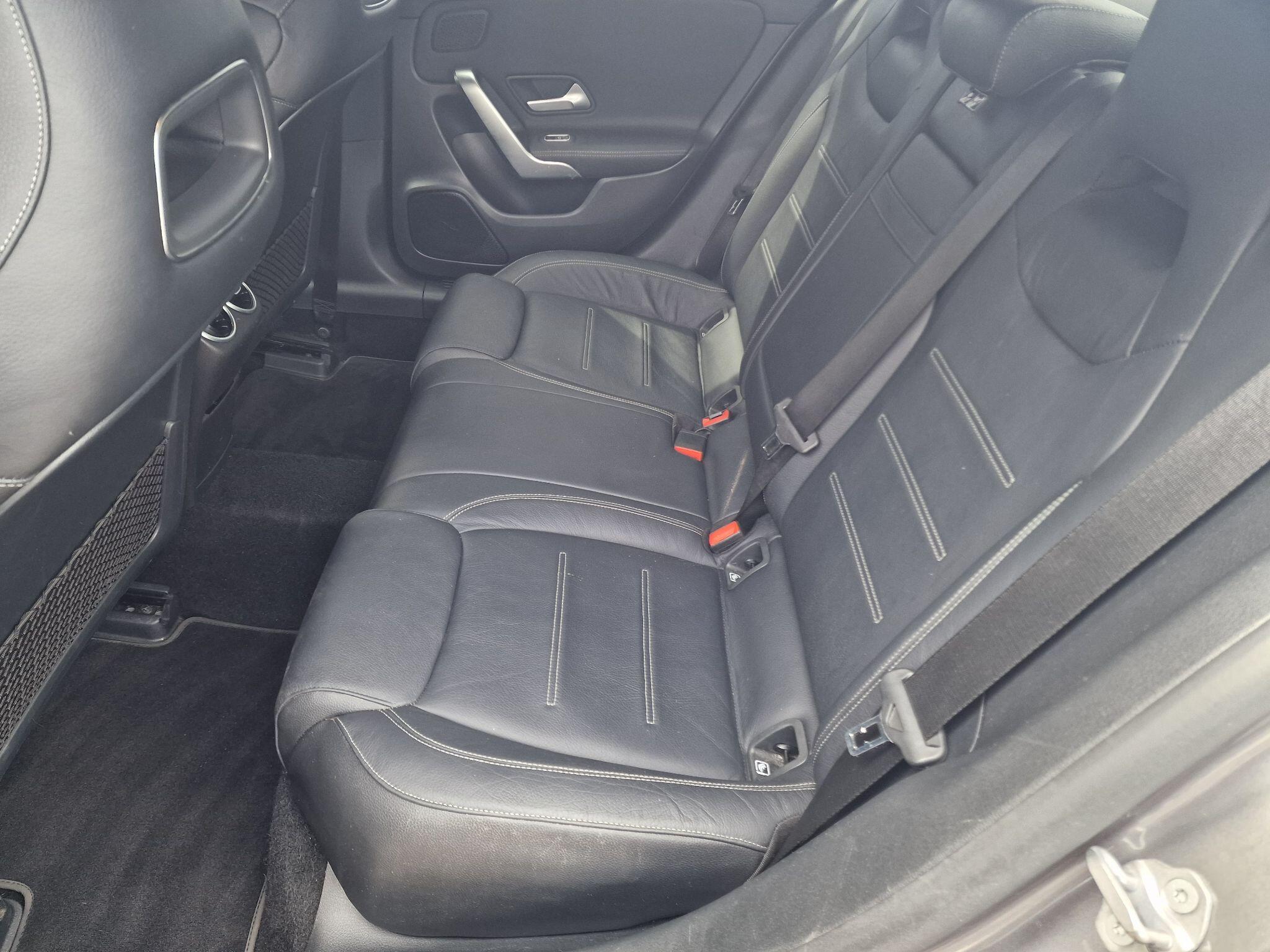 Mercedes-Benz CLA view 42