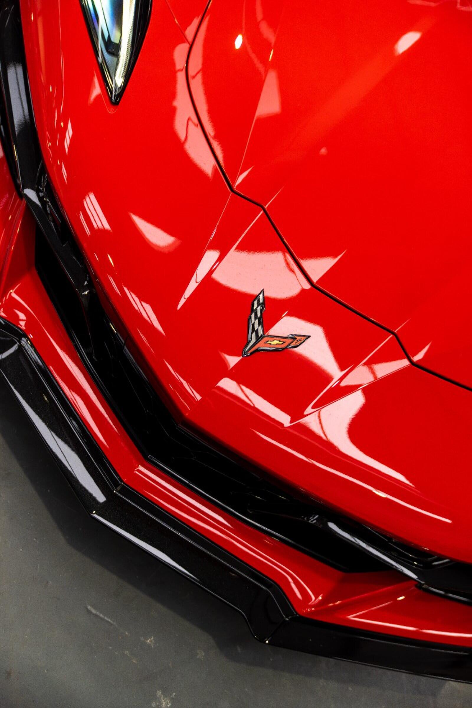Chevrolet Corvette view 17