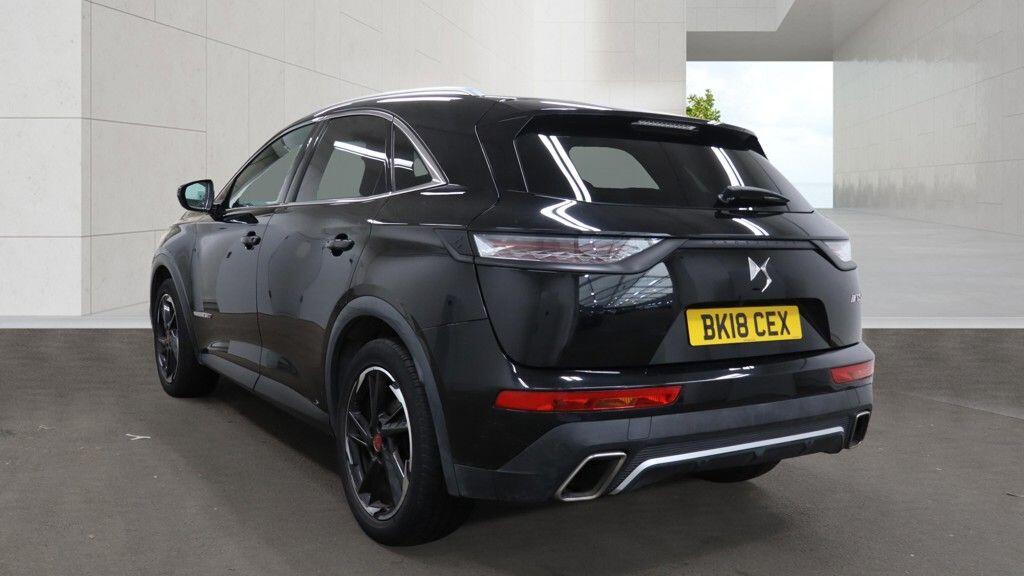 DS Automobiles DS 7 Crossback view 3