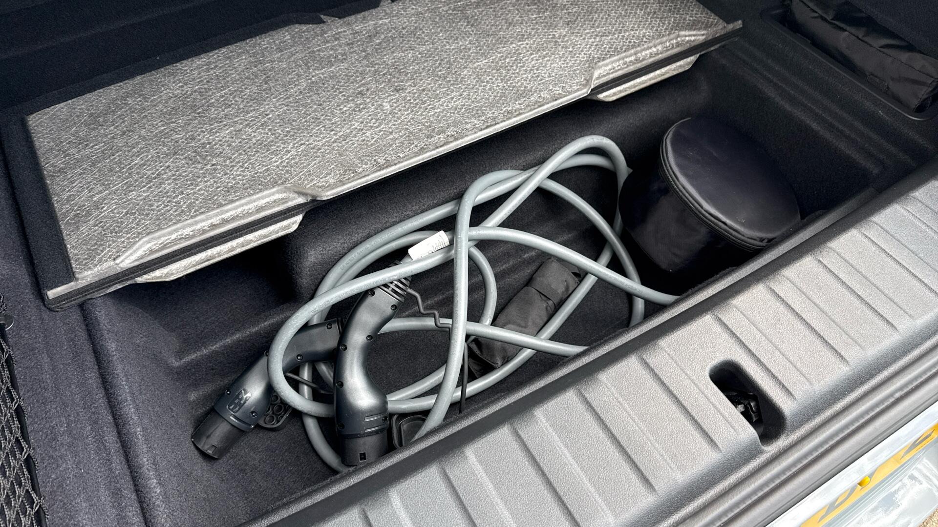 BMW iX2 view 33