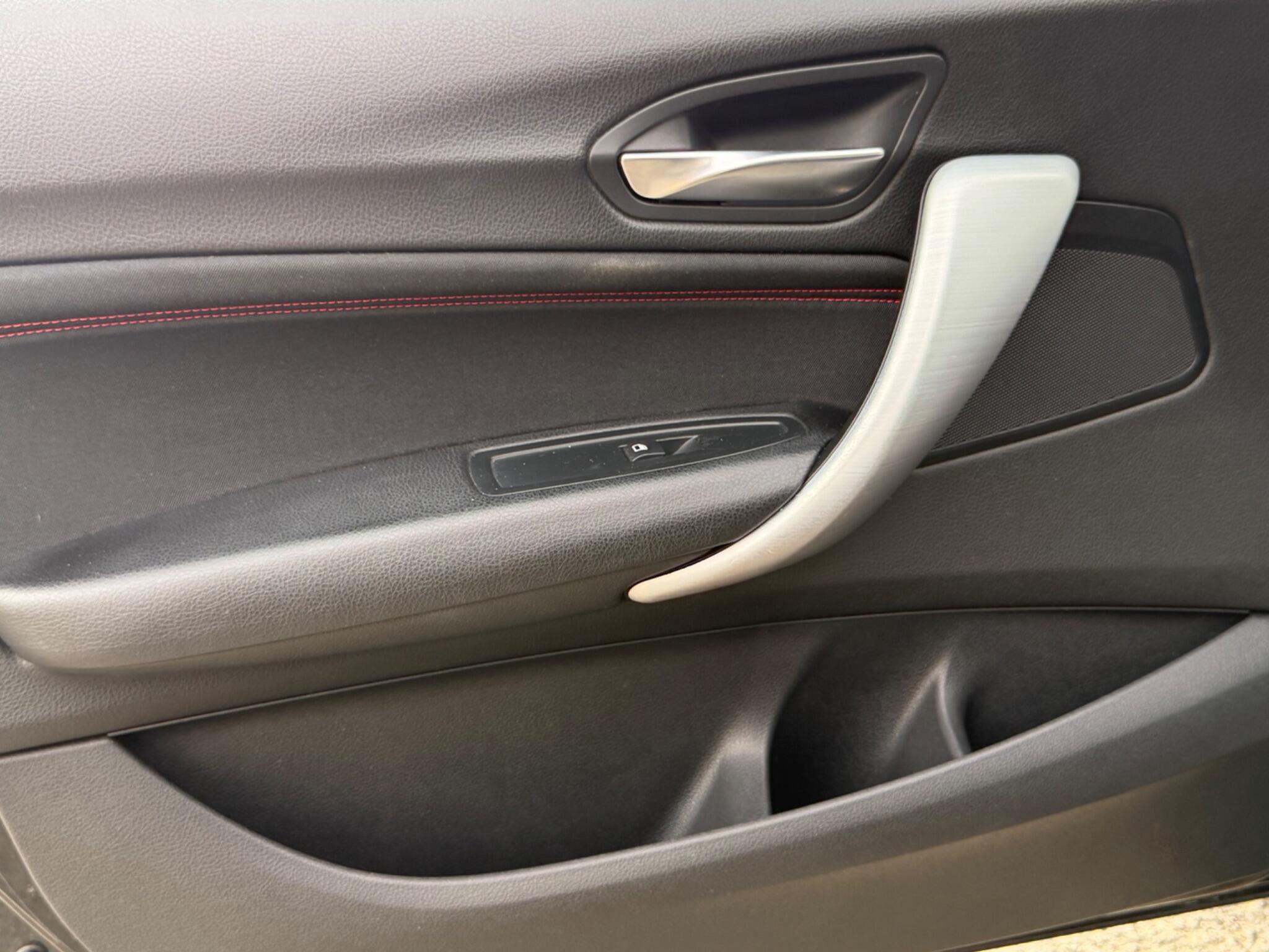 BMW 1 Series view 19