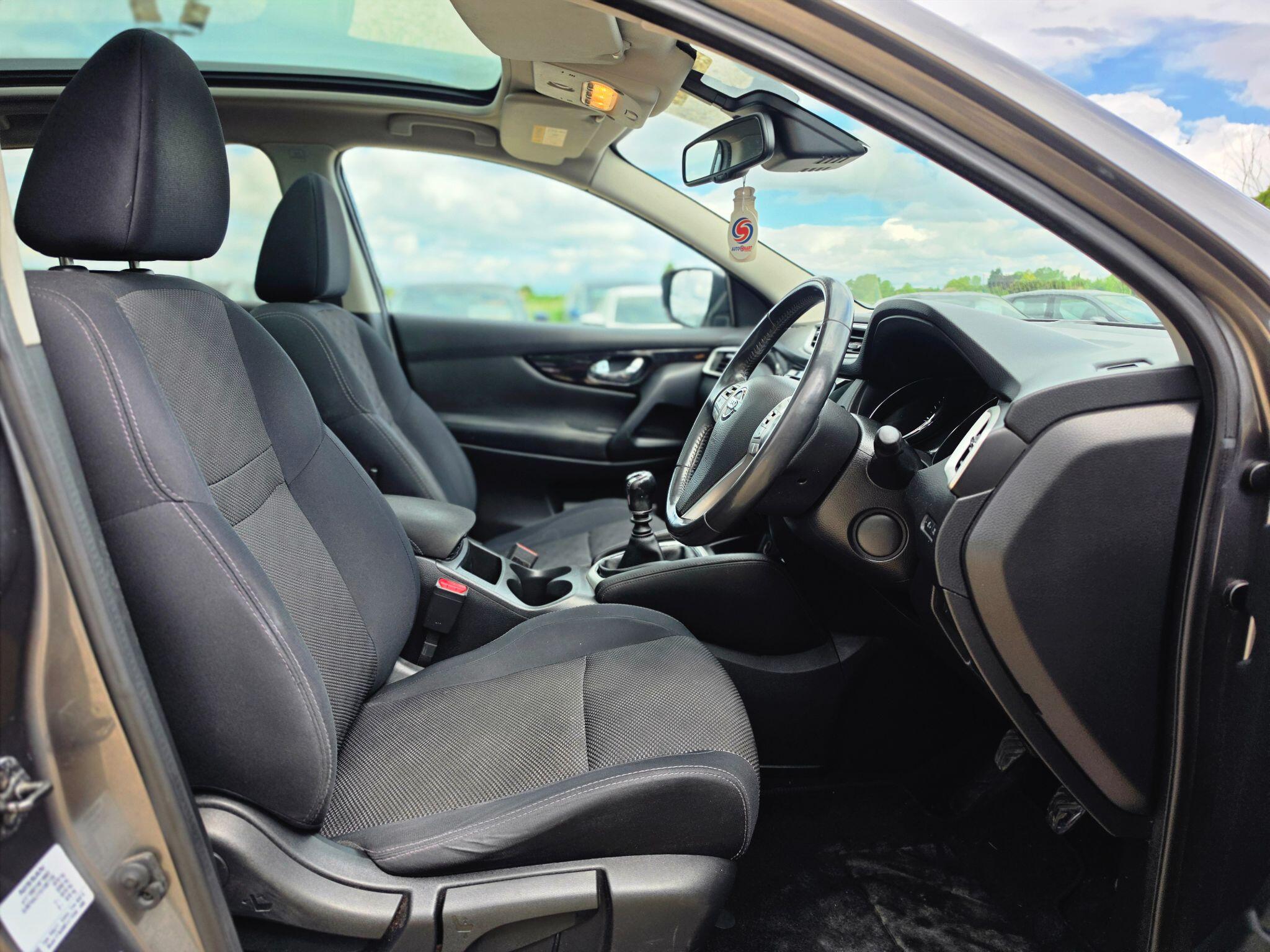 Nissan Qashqai view 7