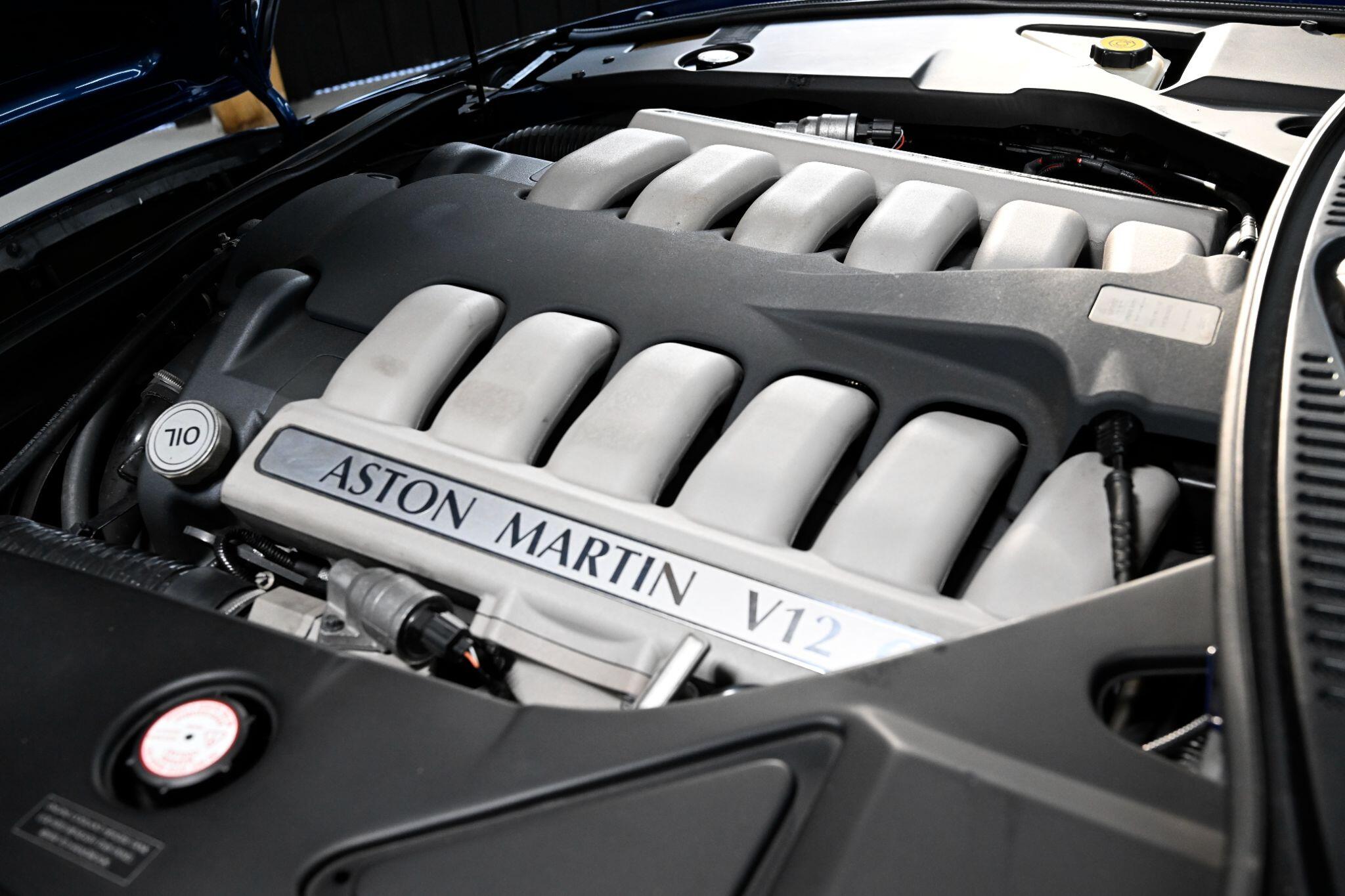 Aston Martin DB7 view 27