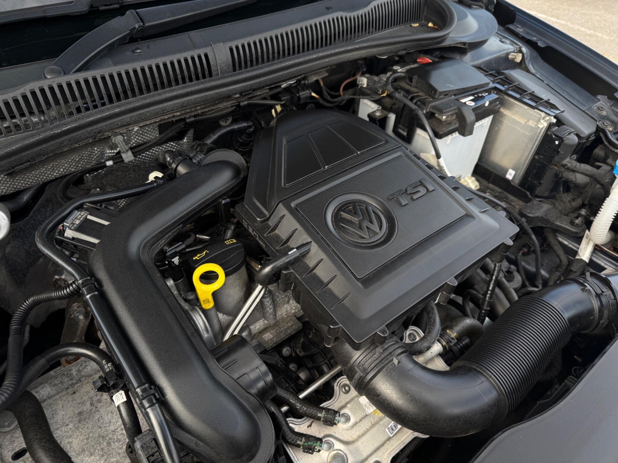 Volkswagen Polo view 50