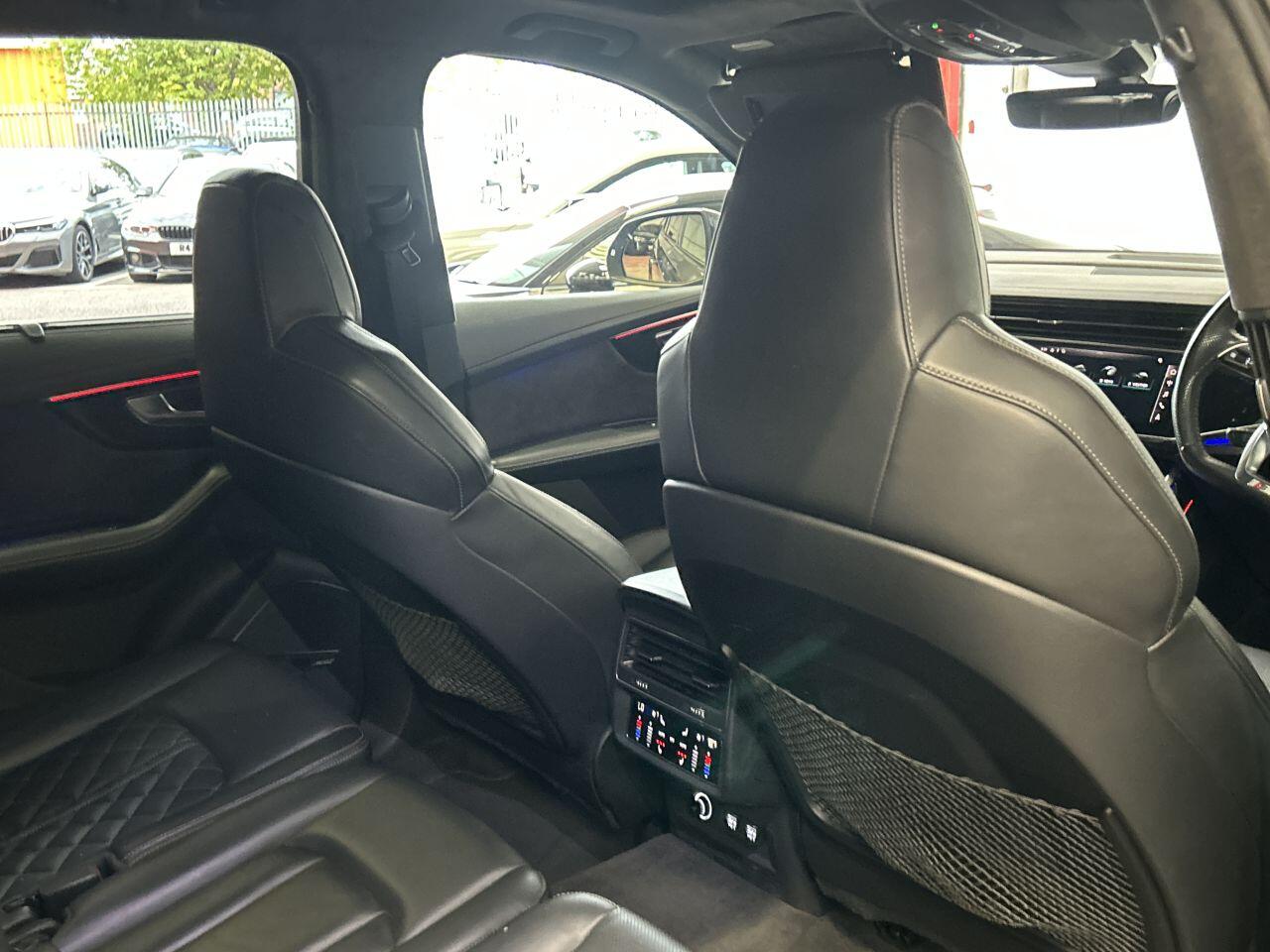 Audi Q7 view 72