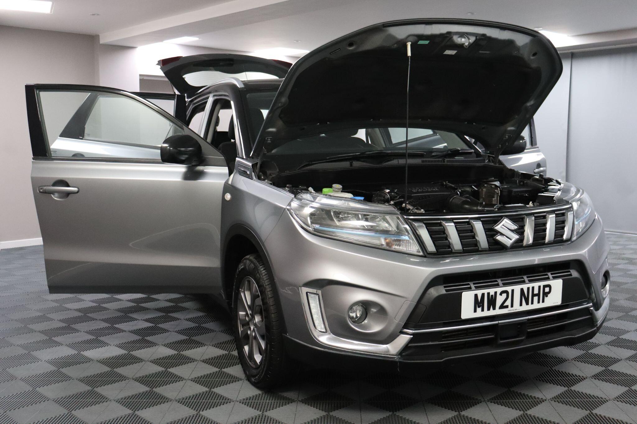 Suzuki Vitara view 14