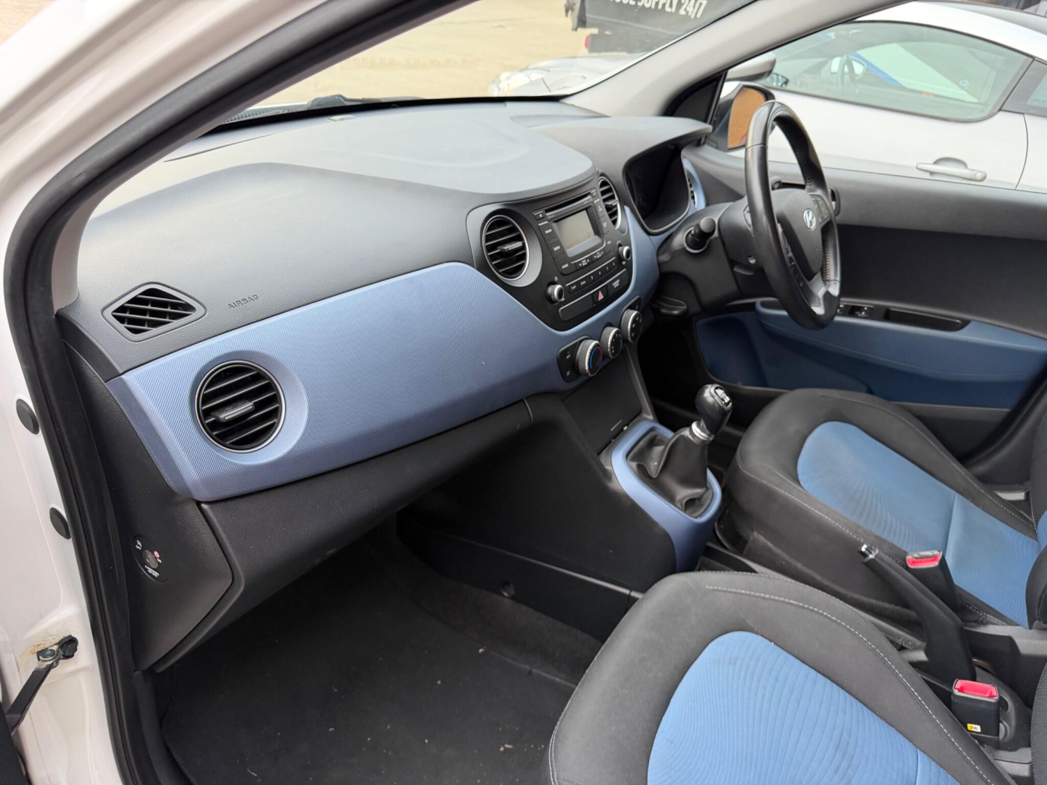 Hyundai I10 view 45