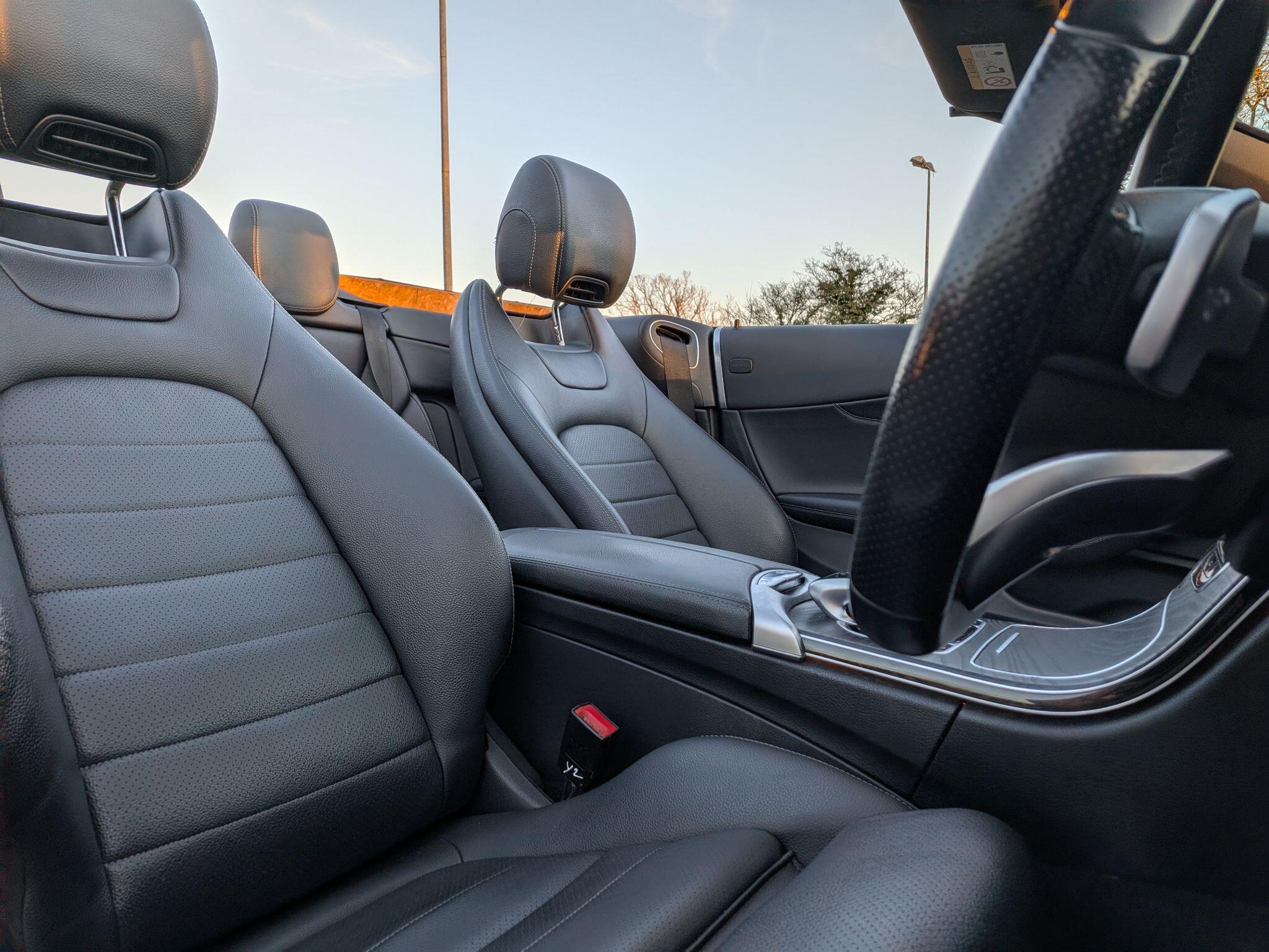 Mercedes-Benz C Class view 32