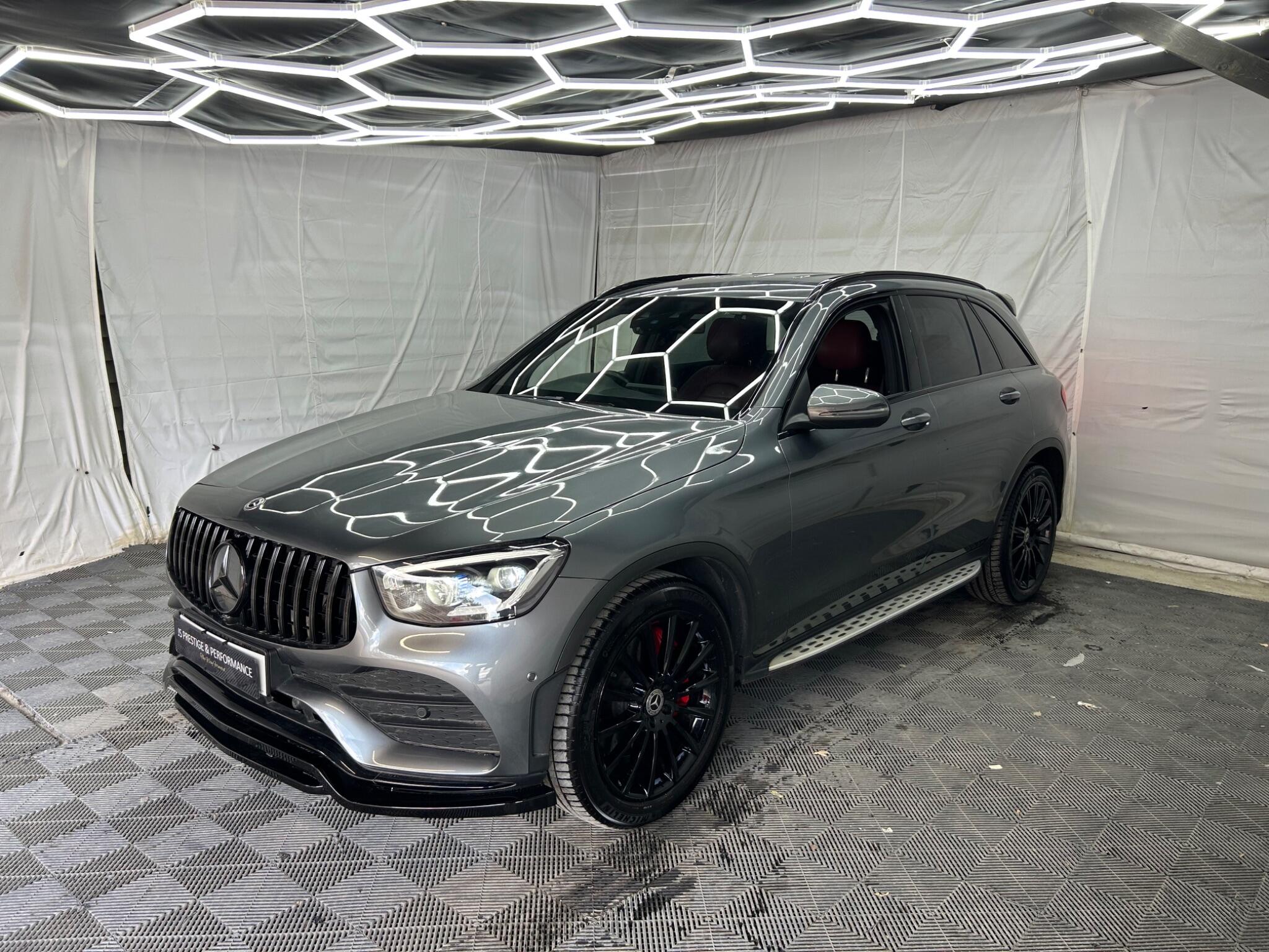 Mercedes-Benz GLC view 3