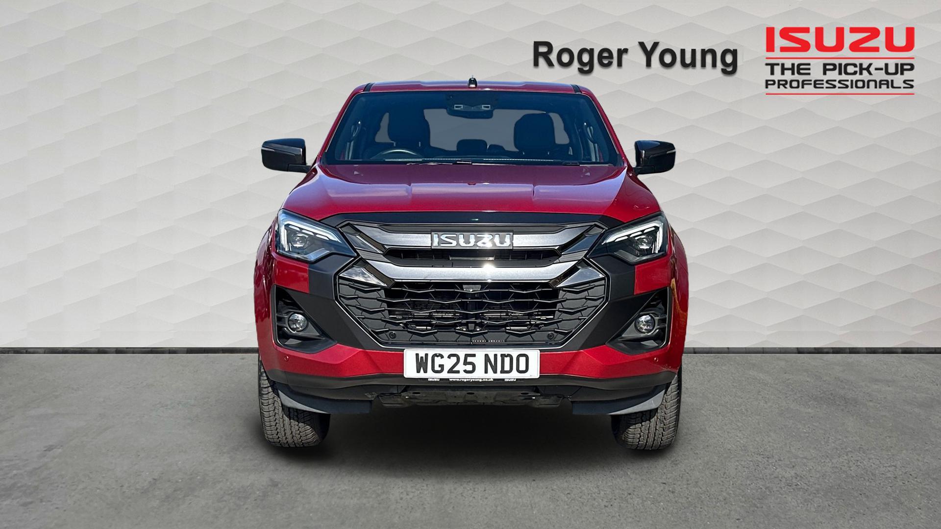 Isuzu D-Max view 7