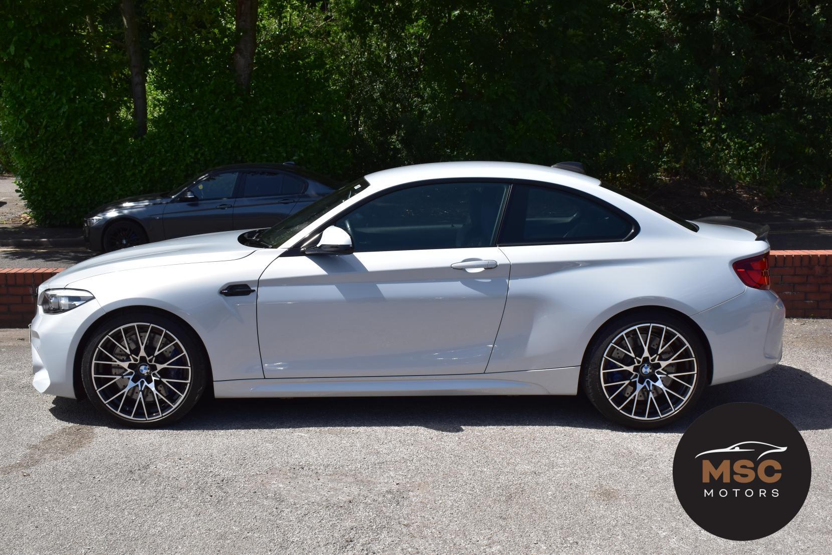 BMW M2 view 9