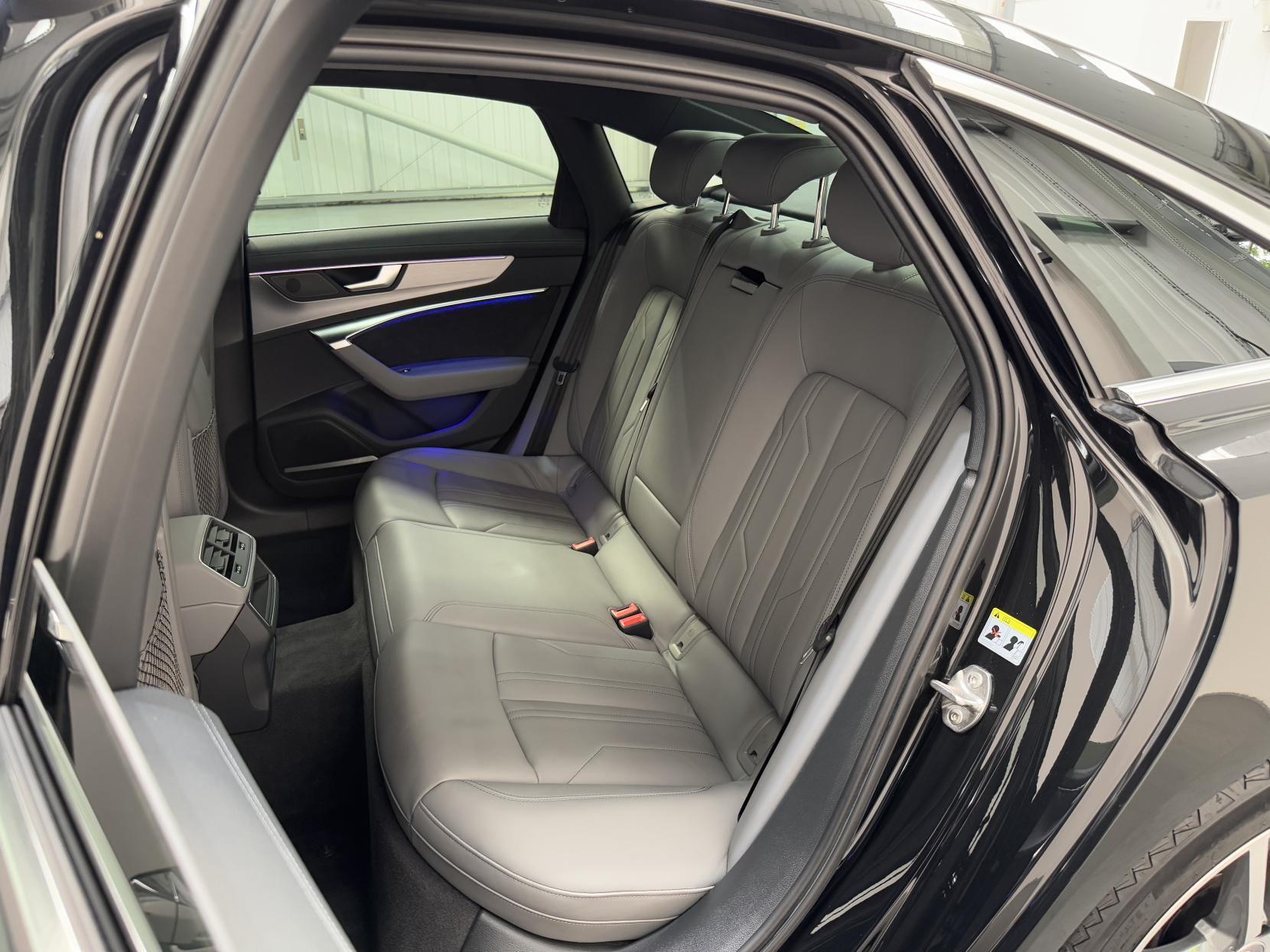 Audi A6 Saloon view 52