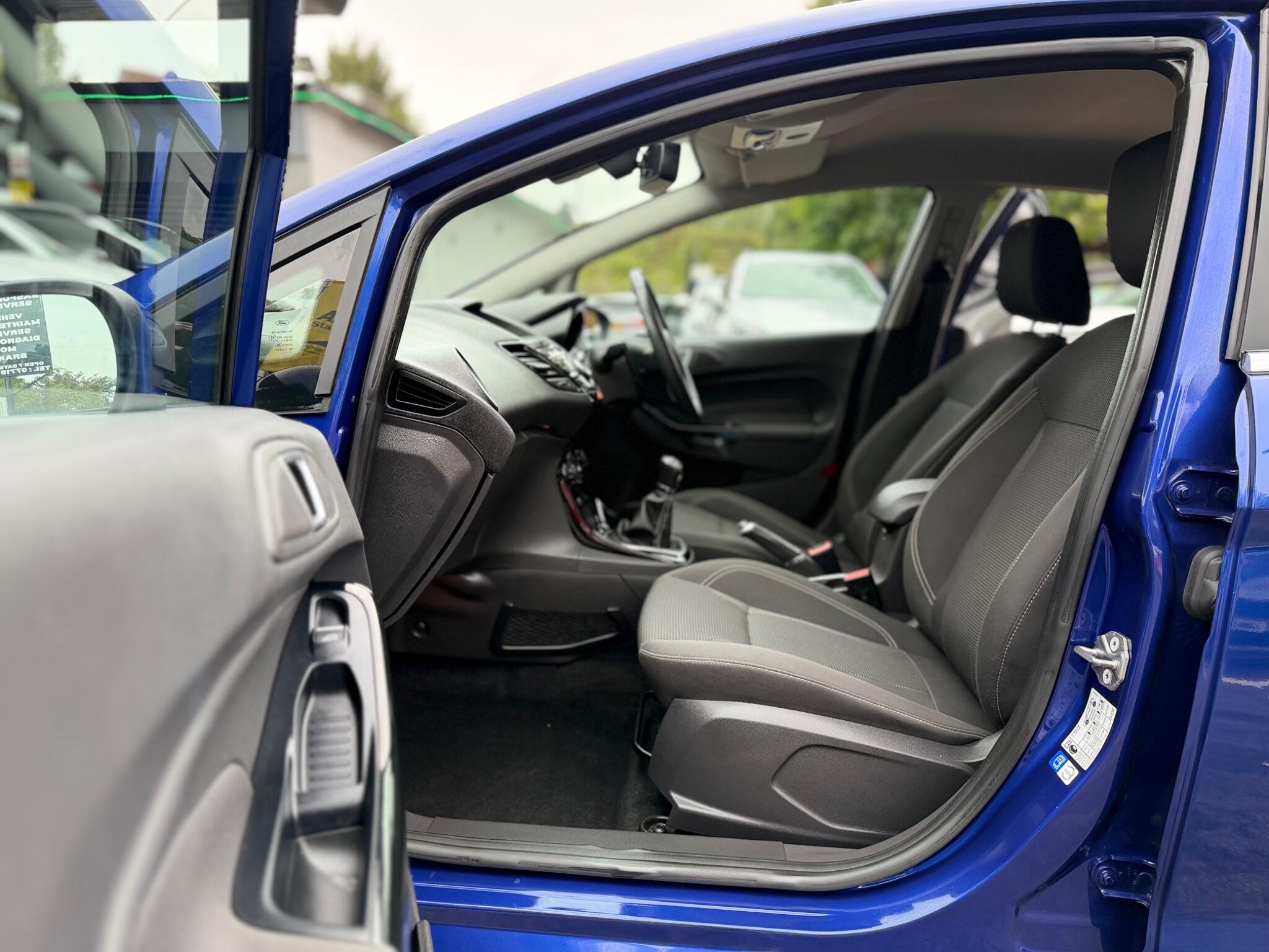 Ford Fiesta view 51