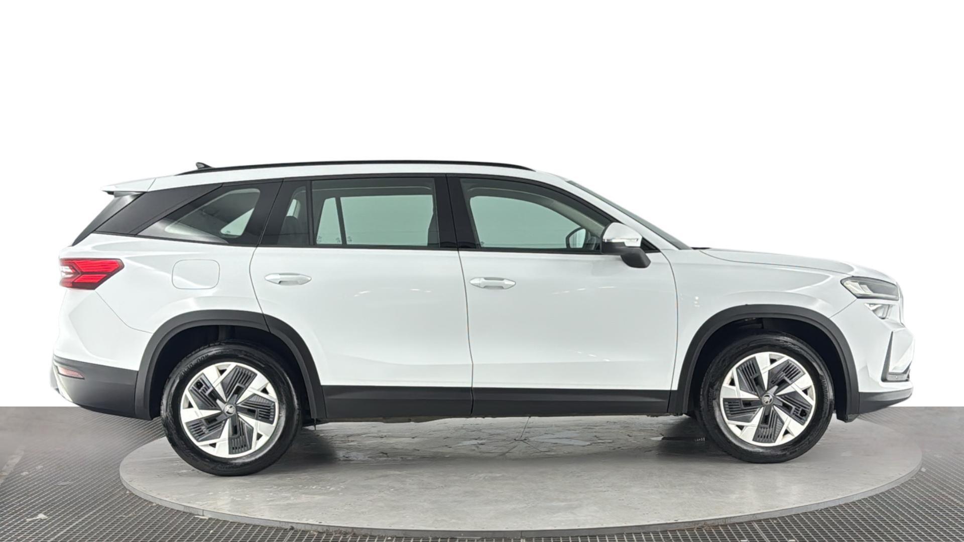 Skoda Kodiaq view 3
