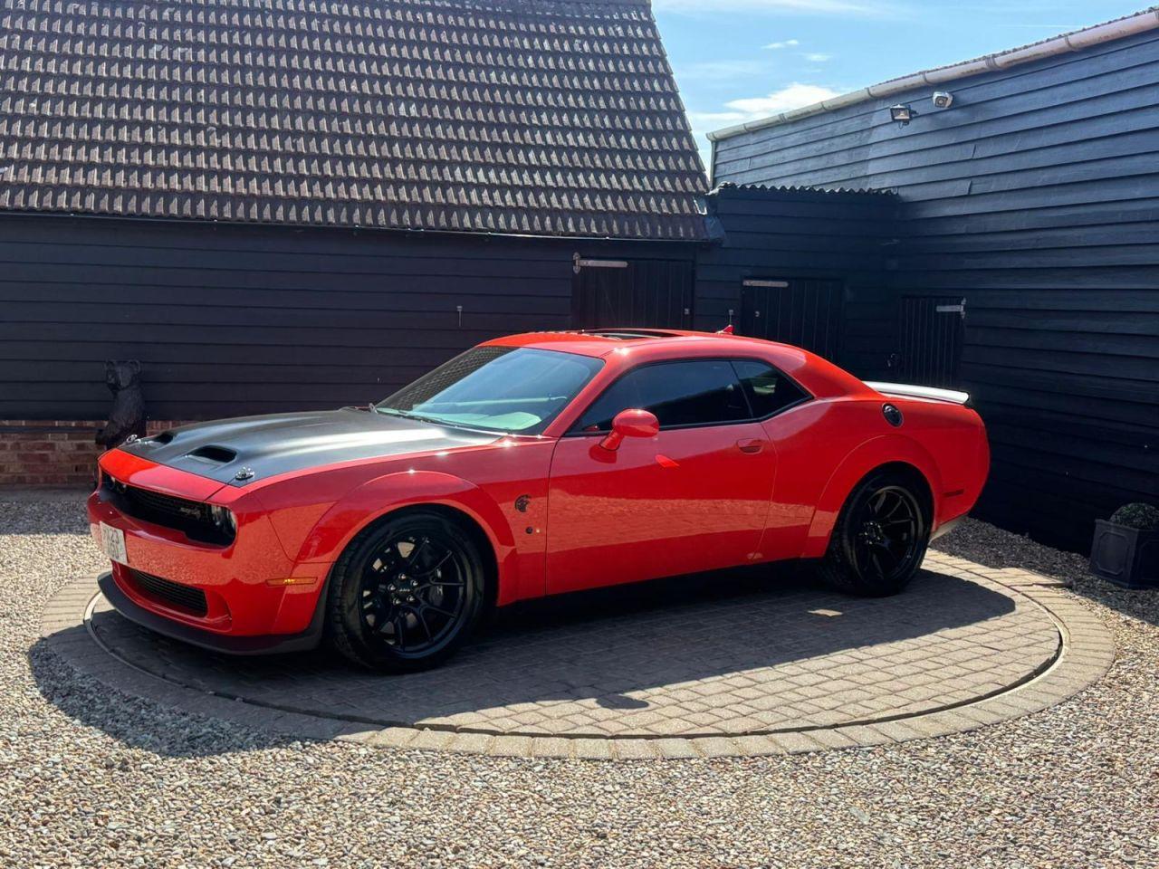 Dodge Challenger view 36