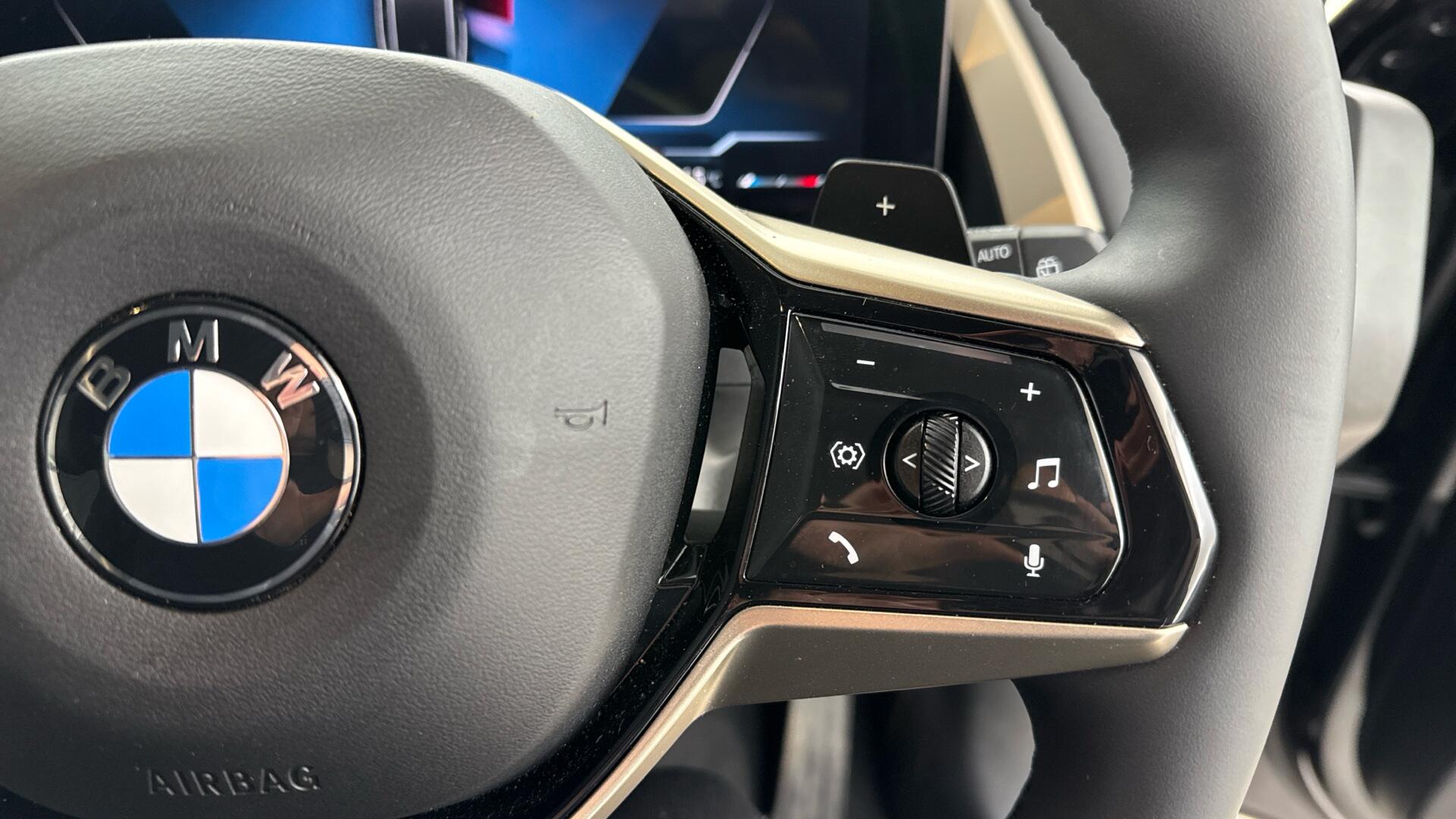 BMW X3 view 18