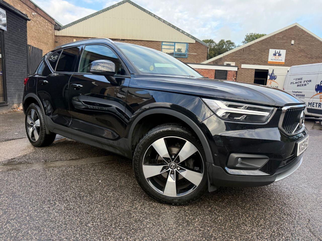 Volvo XC40 view 9