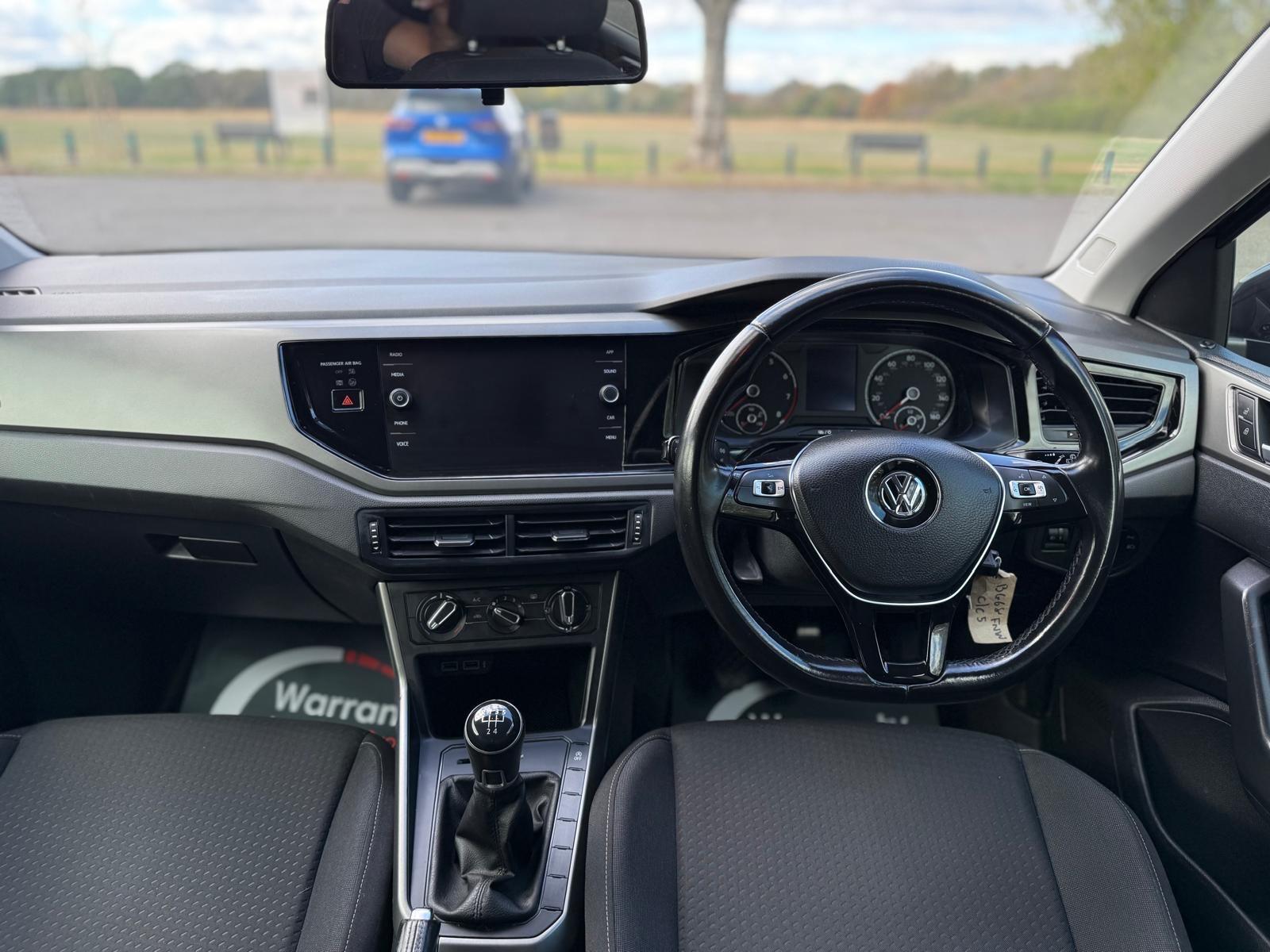 Volkswagen Polo view 26