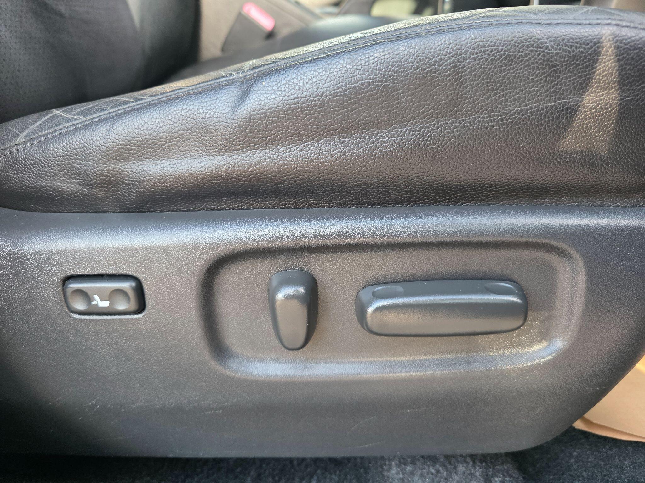Toyota RAV4 view 22