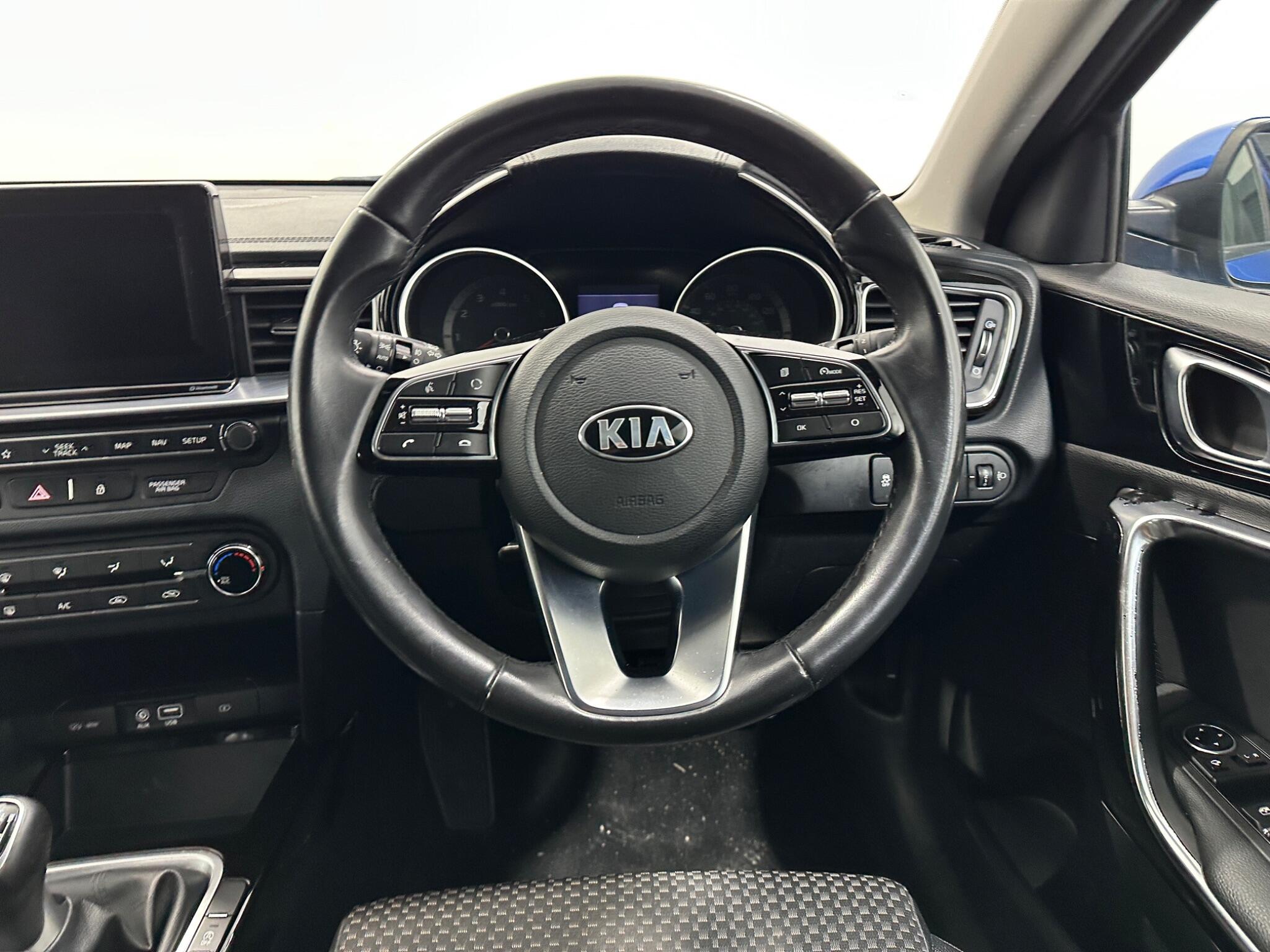 Kia Ceed view 13